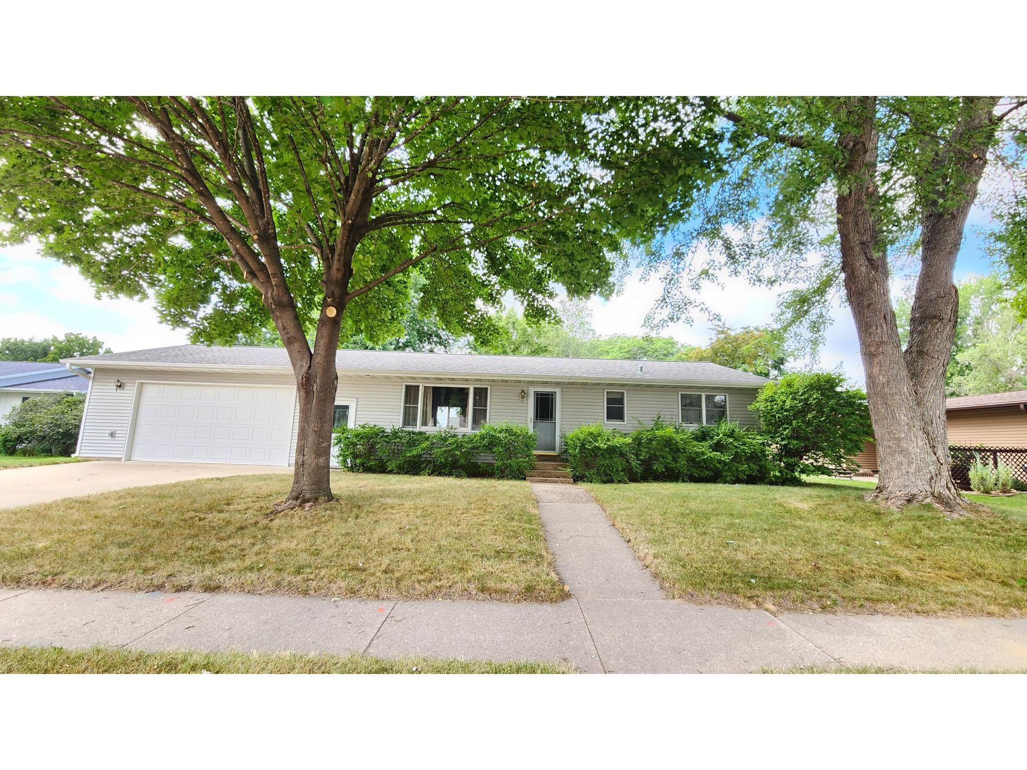 330 Neshonoc West Salem WI 54669 1843162 image1