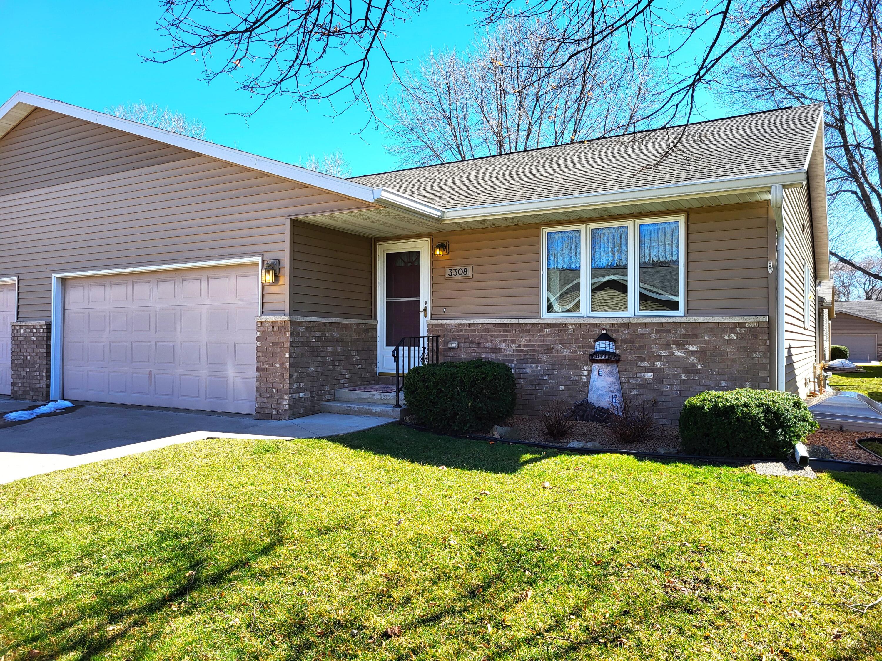 3308 Greenspire La Crosse WI 54601 1870358 image1