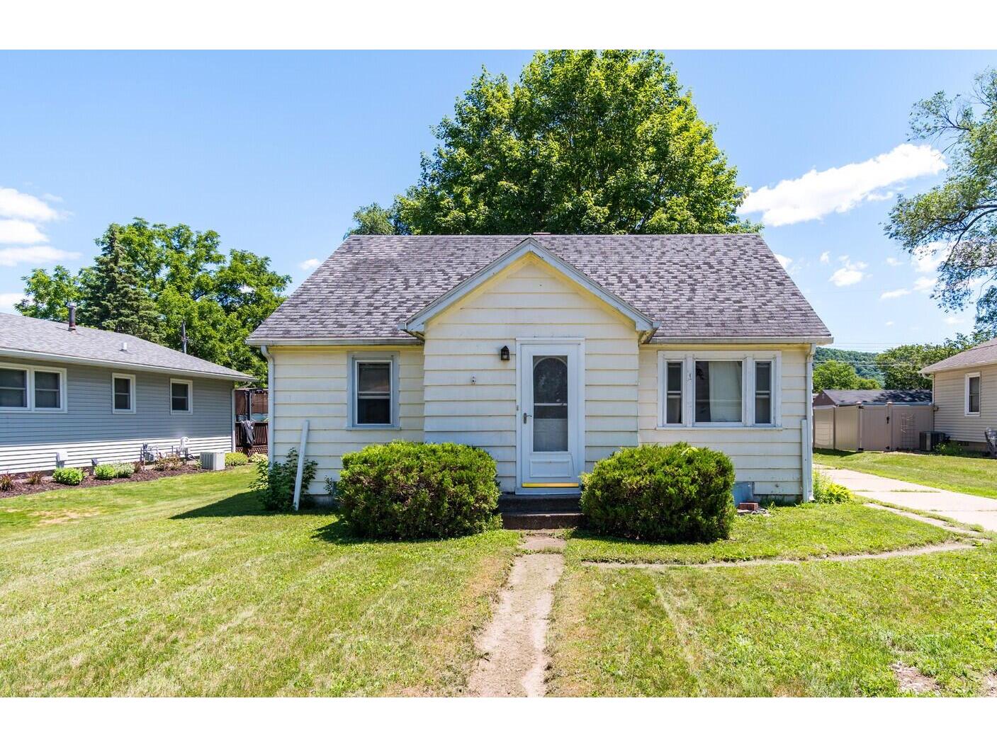 3321 26th La Crosse WI 54601 1969154 image1