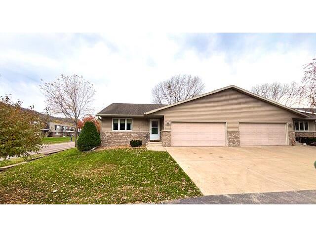 3324 Greenspire La Crosse WI 54601 1941219 image1