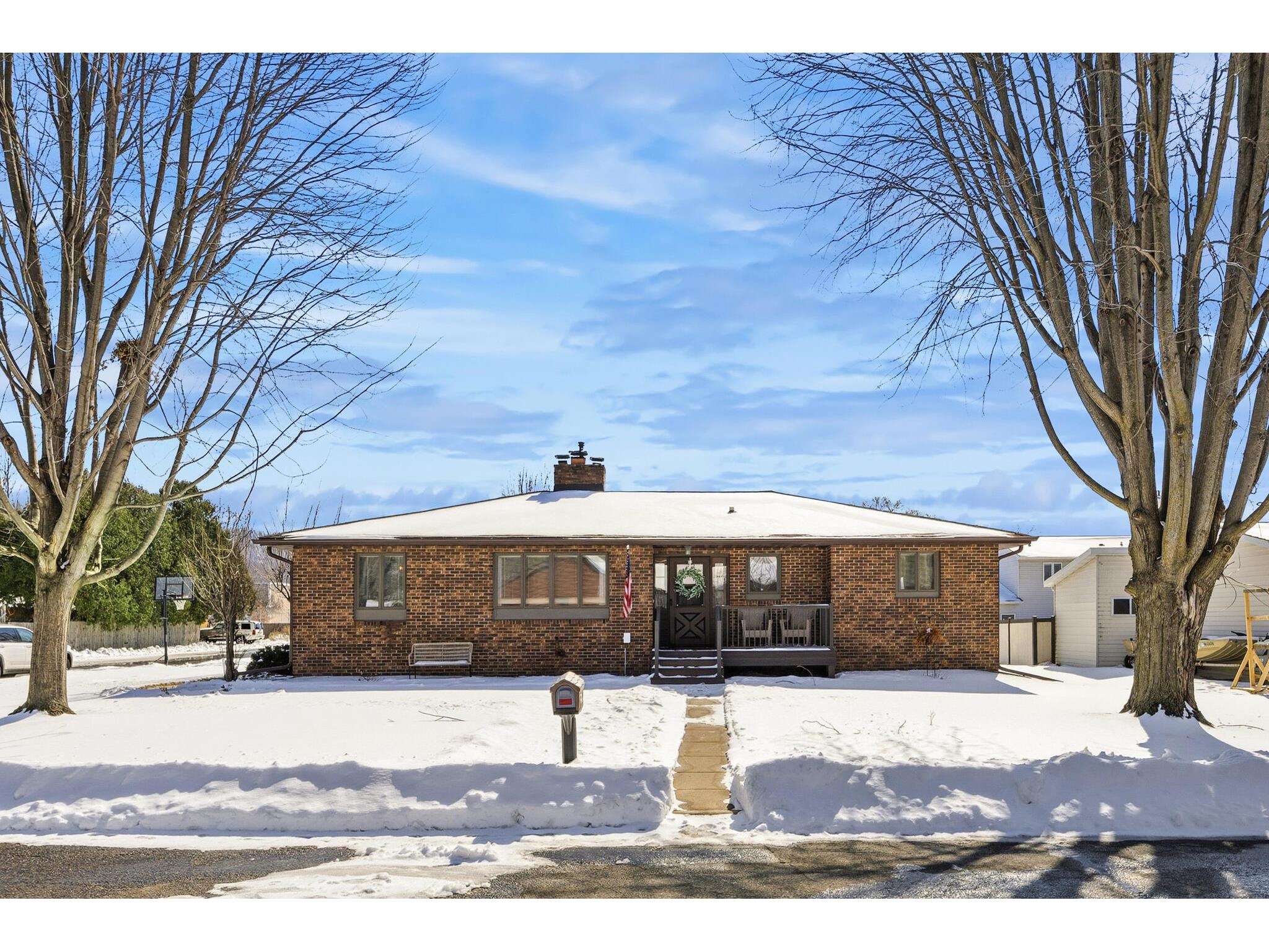 3336 Fairchild La Crosse WI 54601 1954405 image1