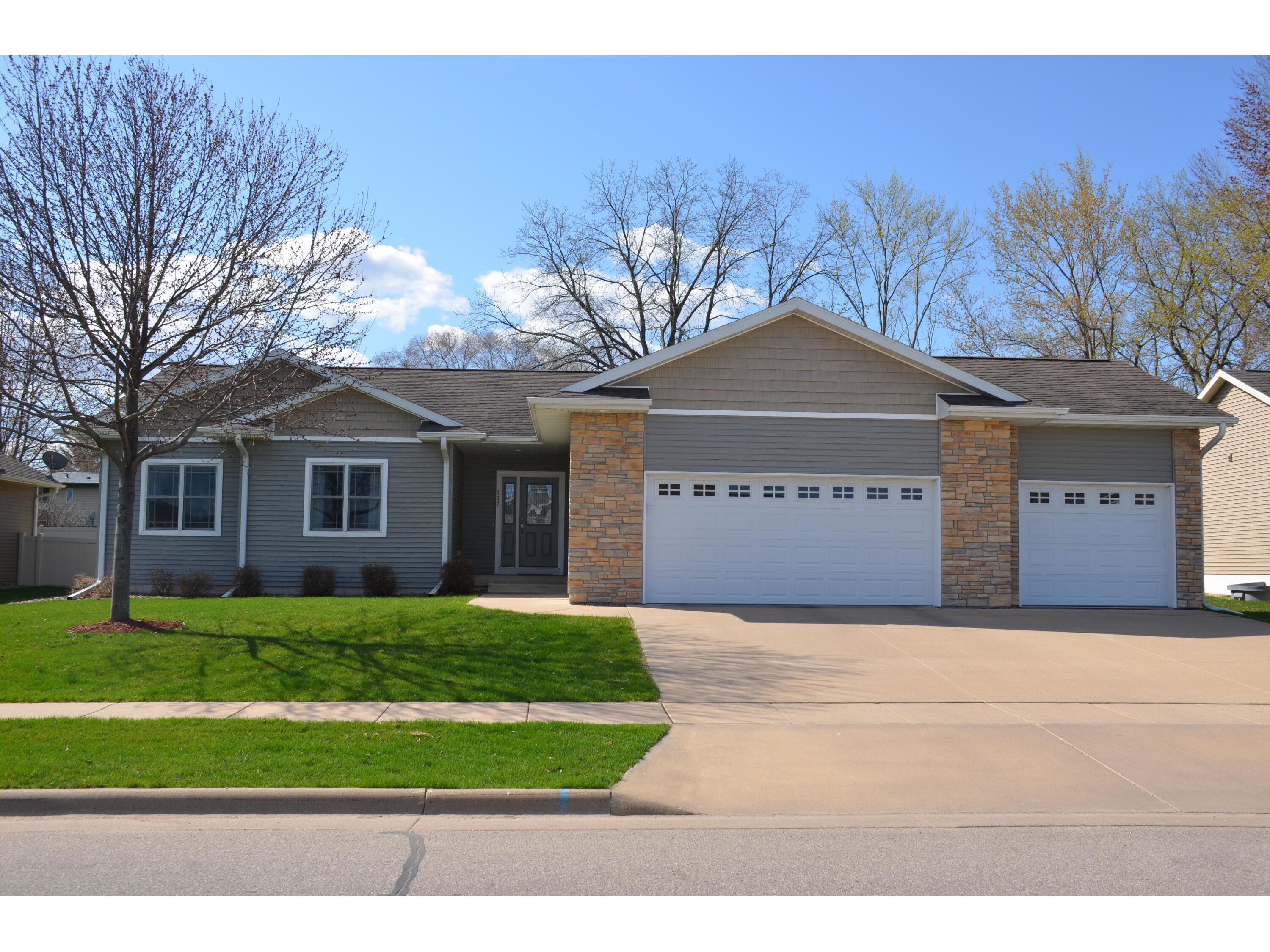 337 Lewis St, West Salem, WI, 54669 MLS 1735856 Edina Realty