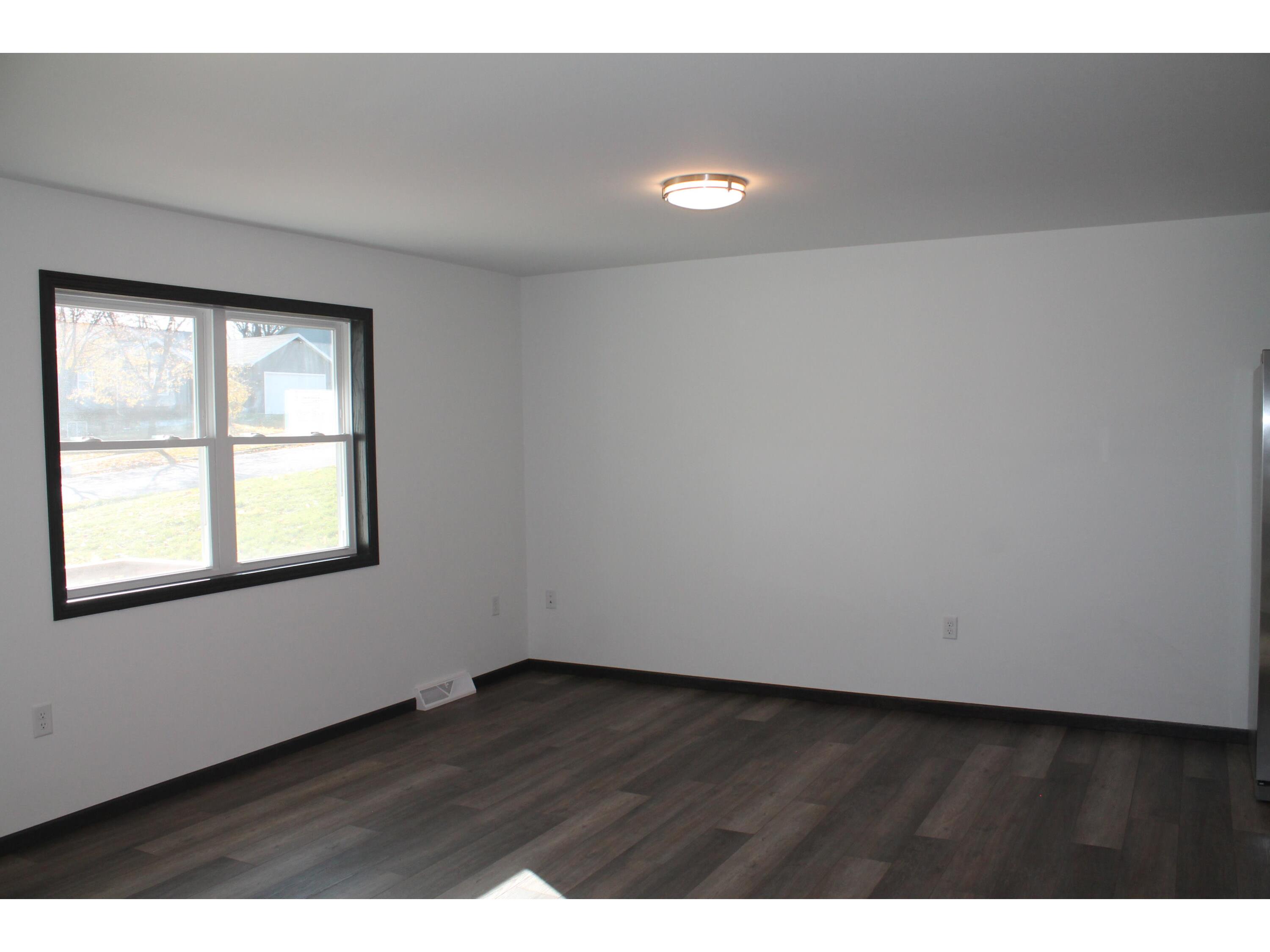 337 Mulberry #339 Baraboo WI 53913 1942713 image31