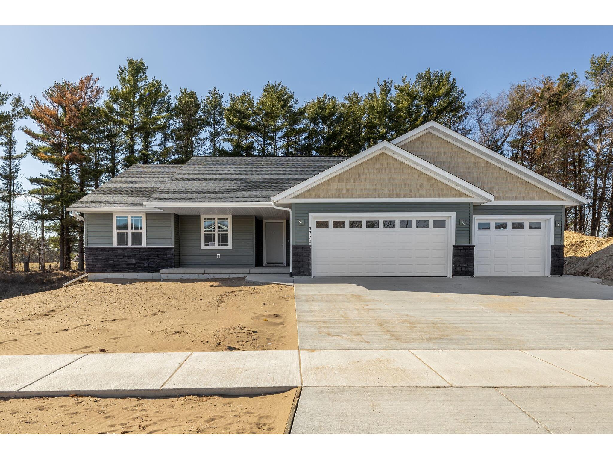 3370 Hazel Holmen WI 54636 1860055 image1