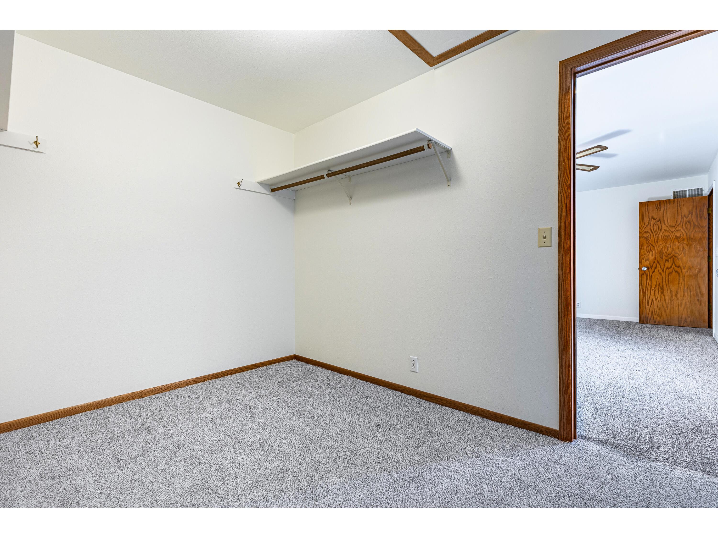 3380 East La Crosse WI 54601 1940905 image16