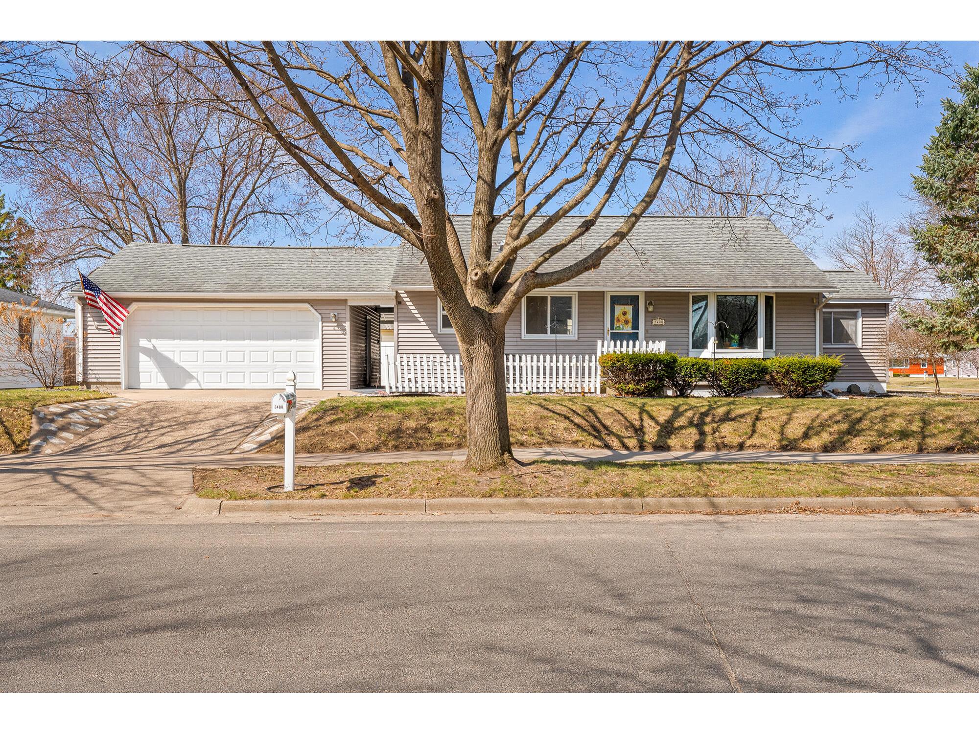 3400 28th La Crosse WI 54601 1956458 image1