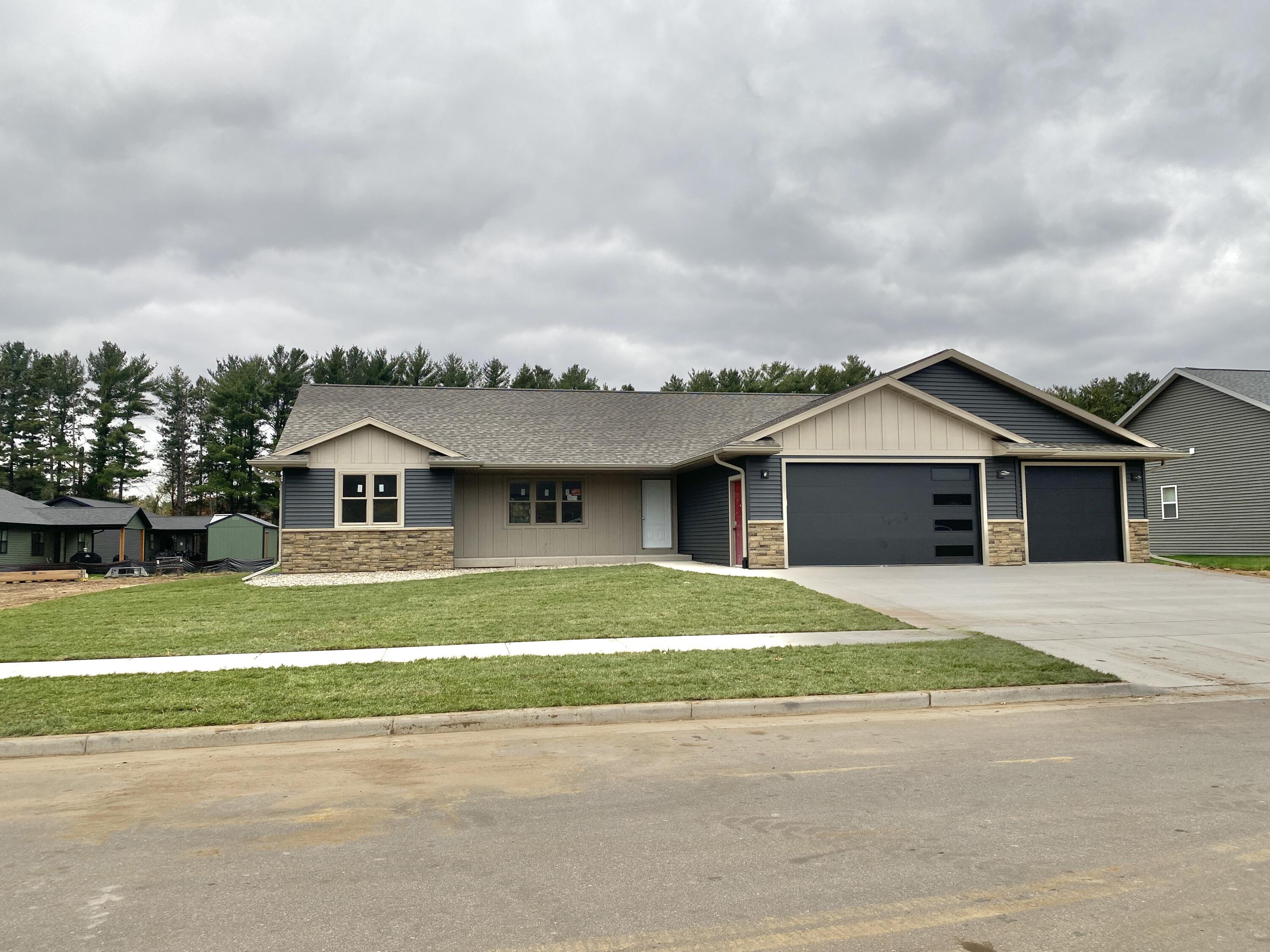 3430 McWain Holmen WI 54636 1931851 image1
