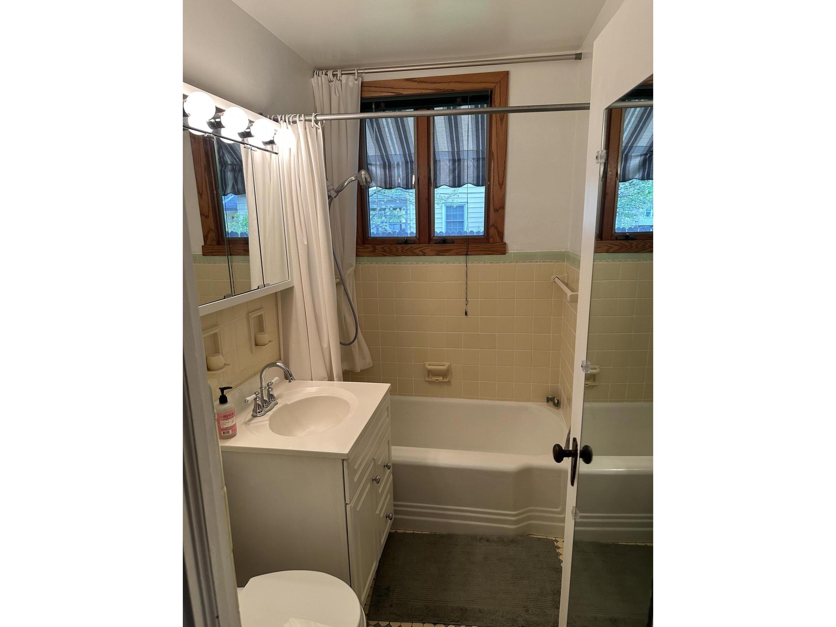 346 Losey La Crosse WI 54601 1961243 image14