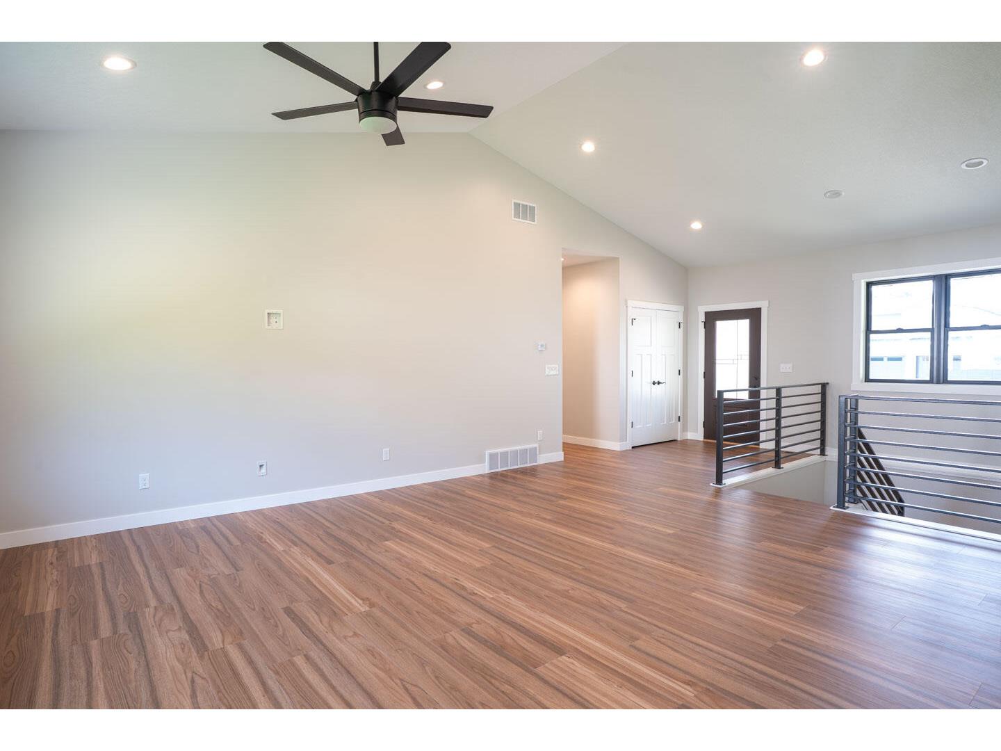 347 Southern Holmen WI 54636 1941610 image5