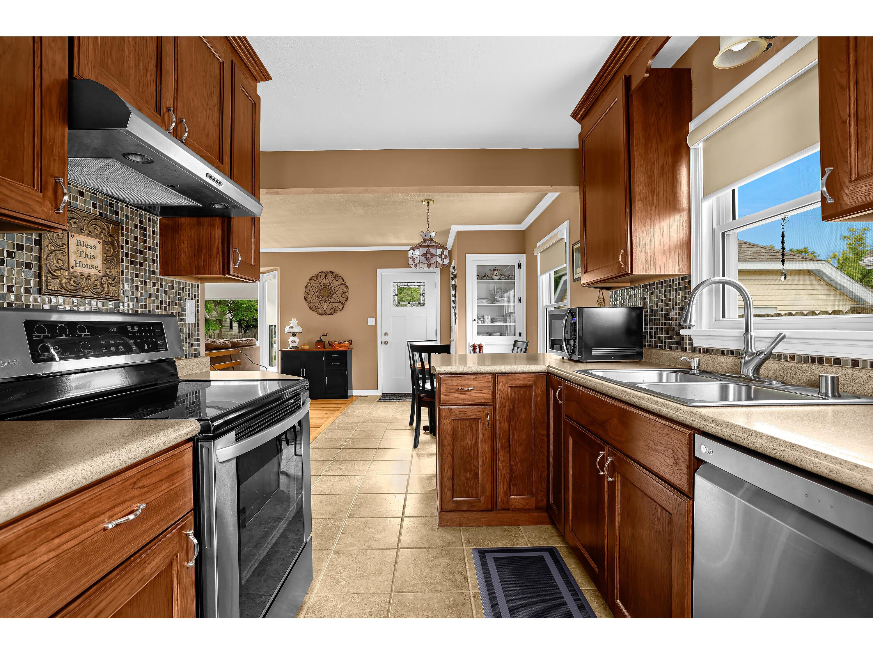 348 24th La Crosse WI 54601 1964365 image11