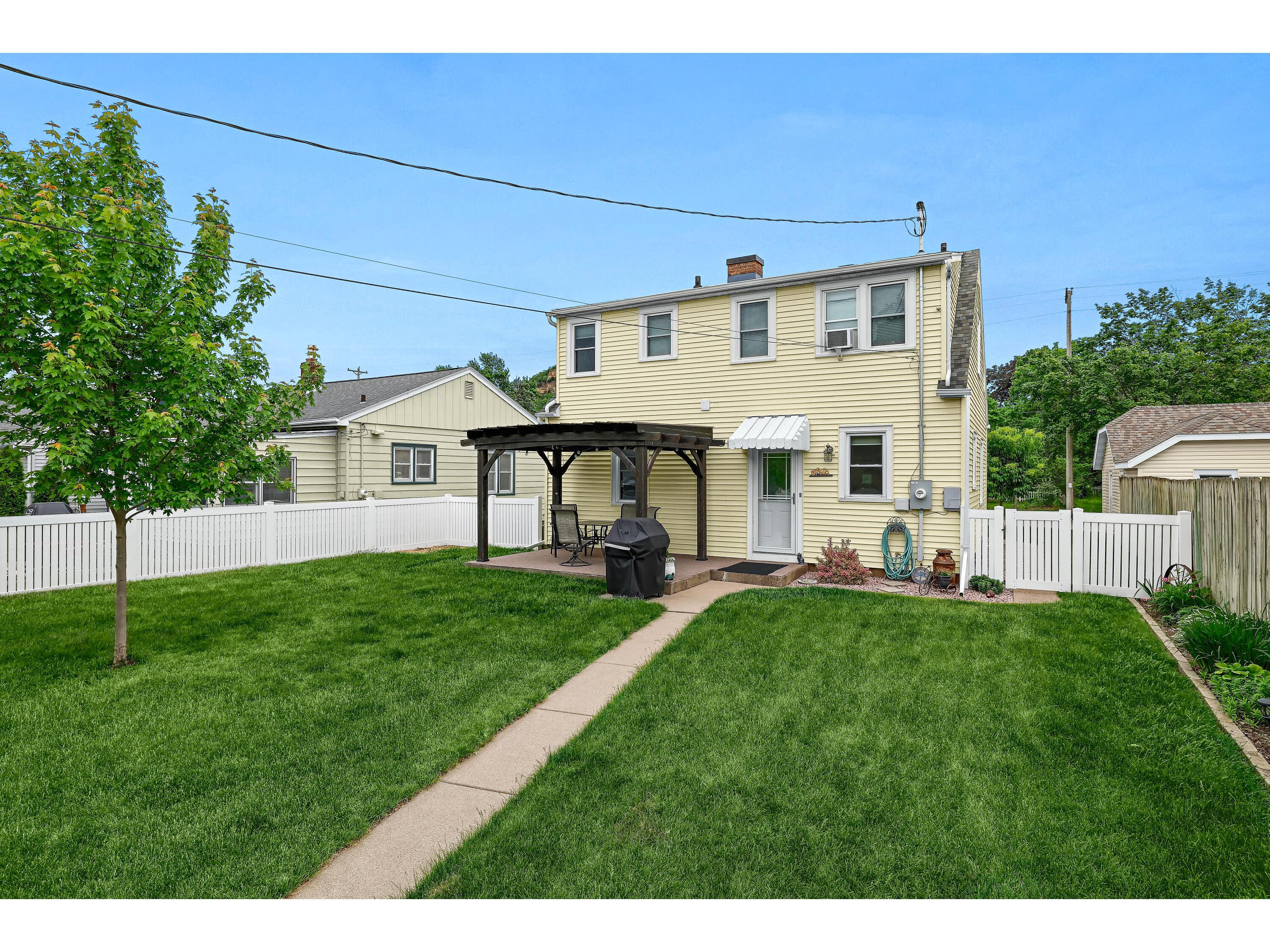 348 24th La Crosse WI 54601 1964365 image22