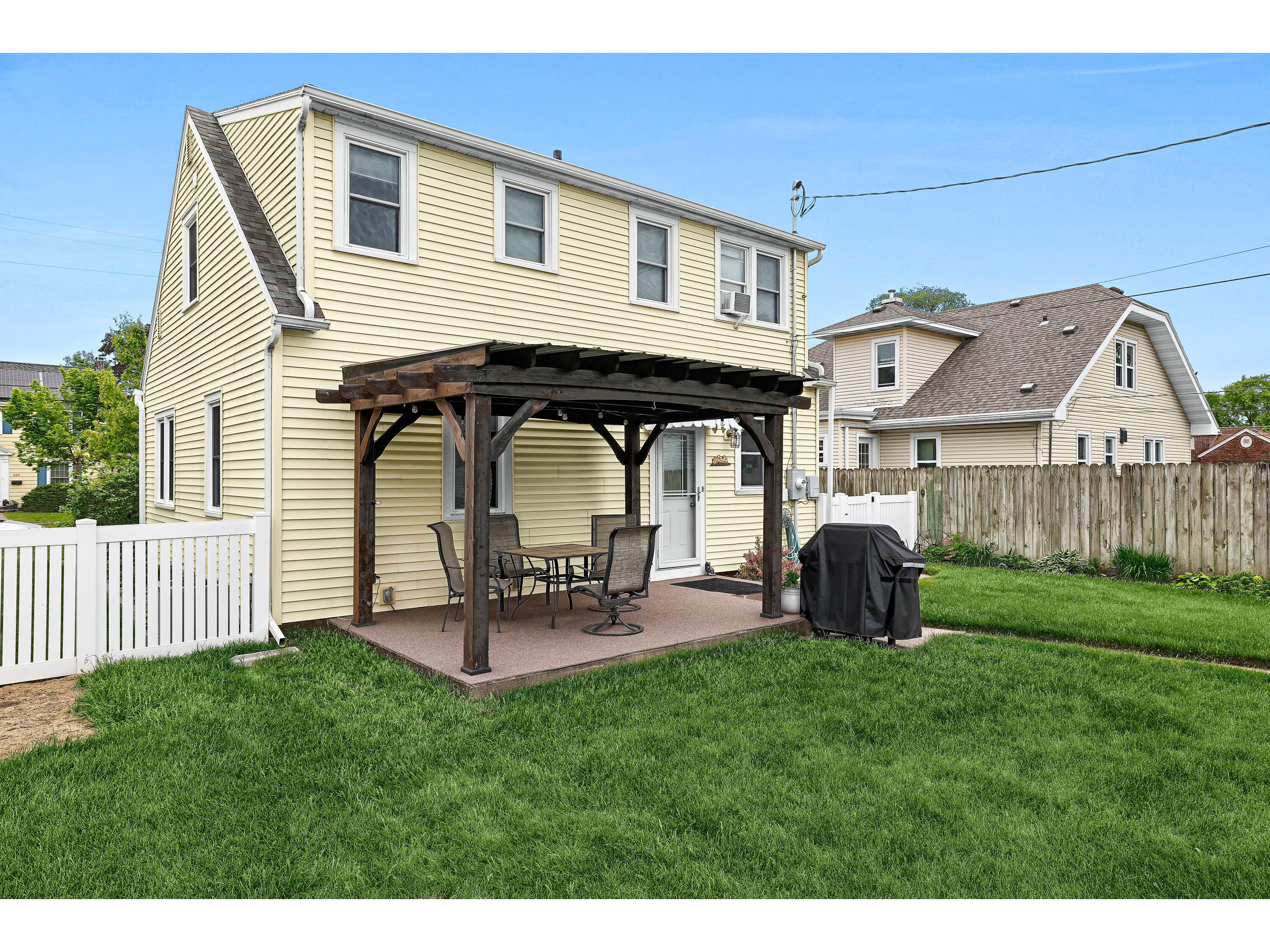 348 24th La Crosse WI 54601 1964365 image23