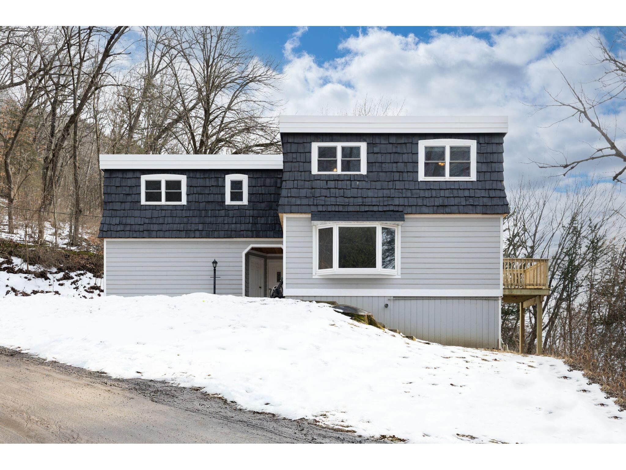 3504 Crown Shelby WI 54601 1952805 image1