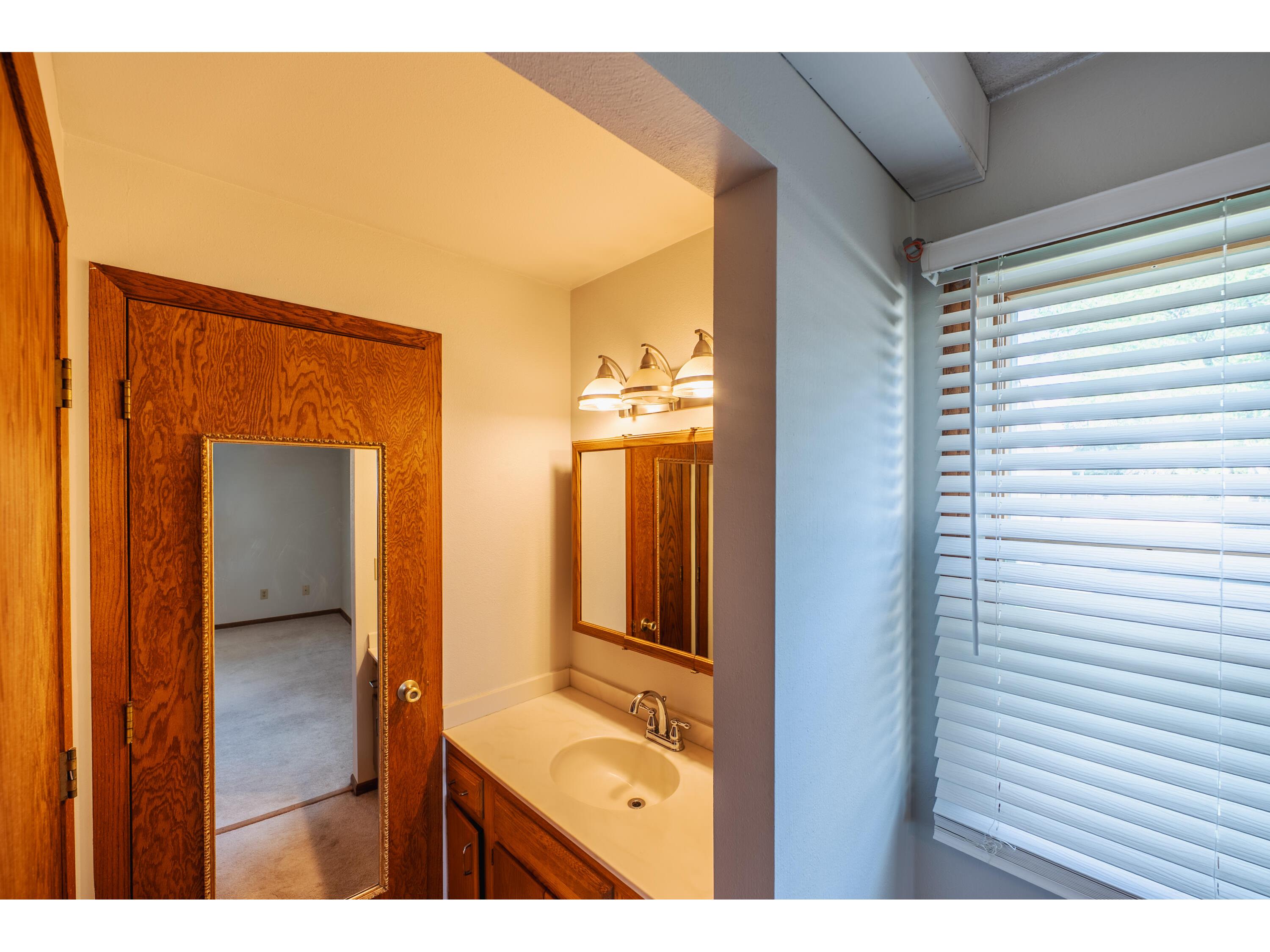 3514 East La Crosse WI 54601 1970095 image17