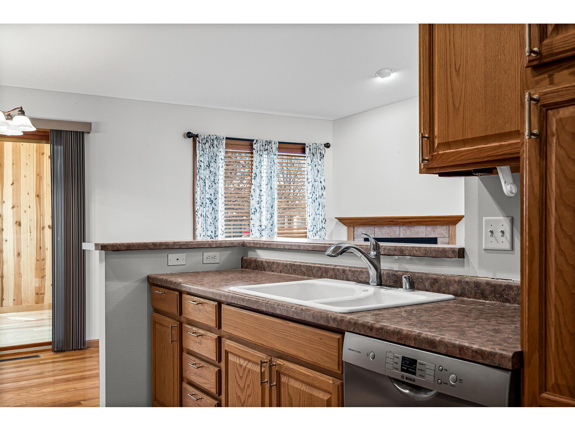 3532 Levy La Crosse WI 54601 1959364 image18