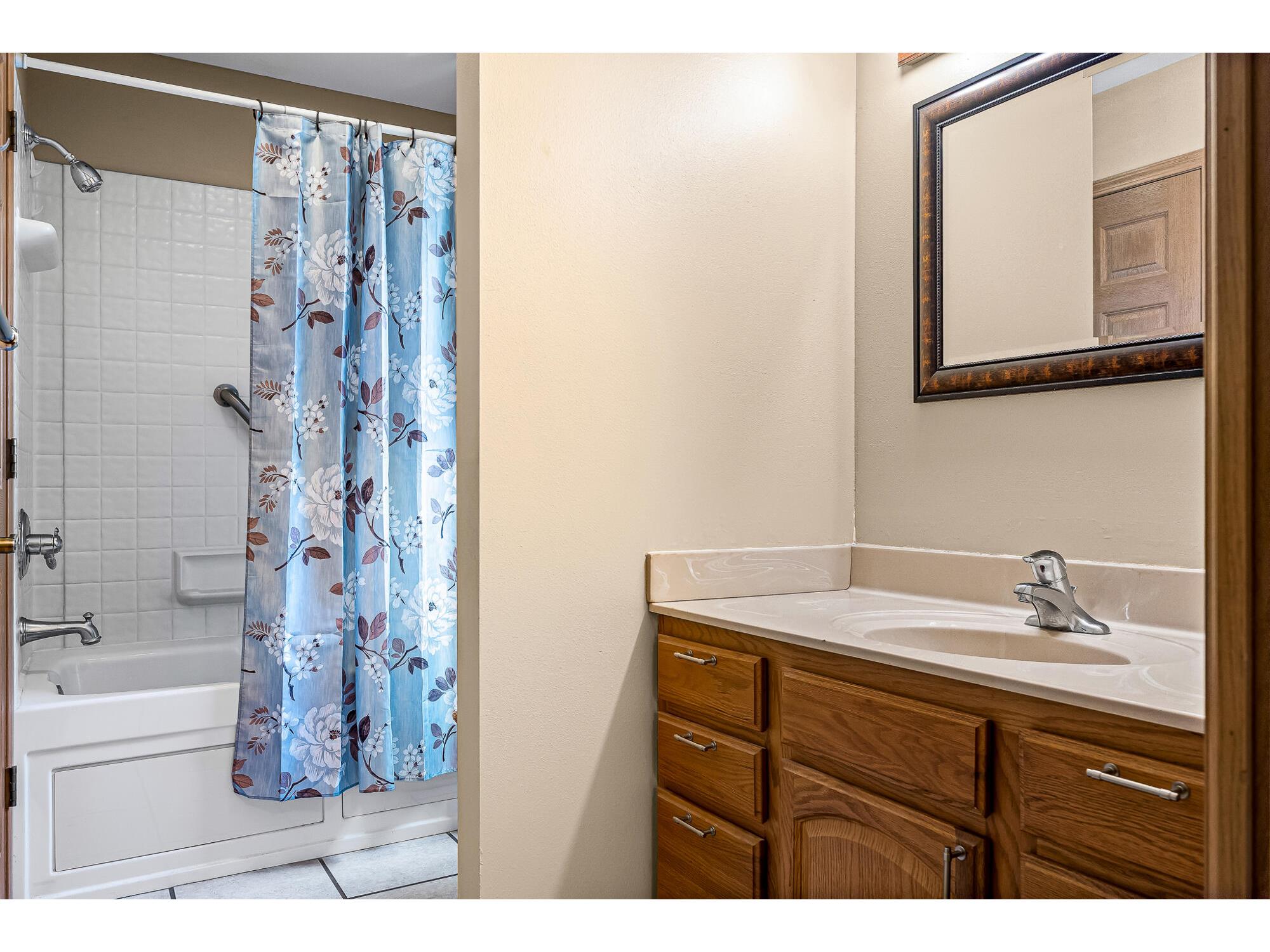3532 Levy La Crosse WI 54601 1959364 image24