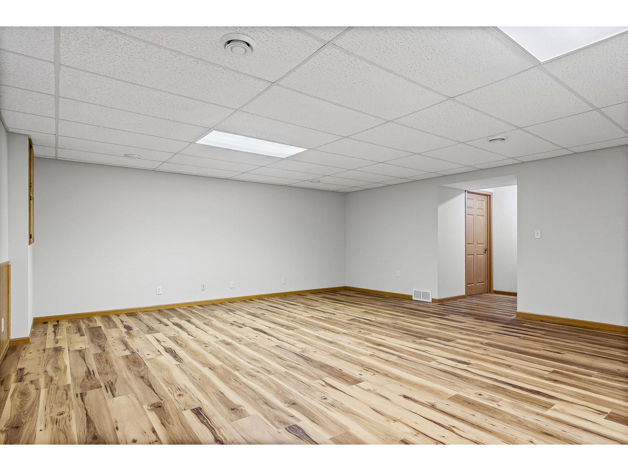 3532 Levy La Crosse WI 54601 1959364 image31