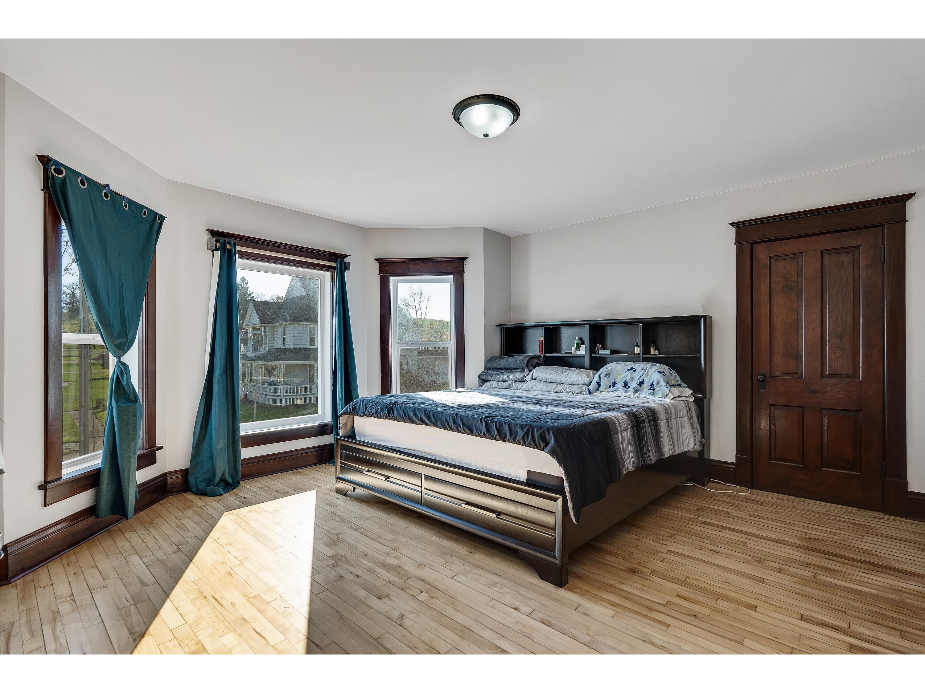 36015 Main Whitehall WI 54773 1960821 image16