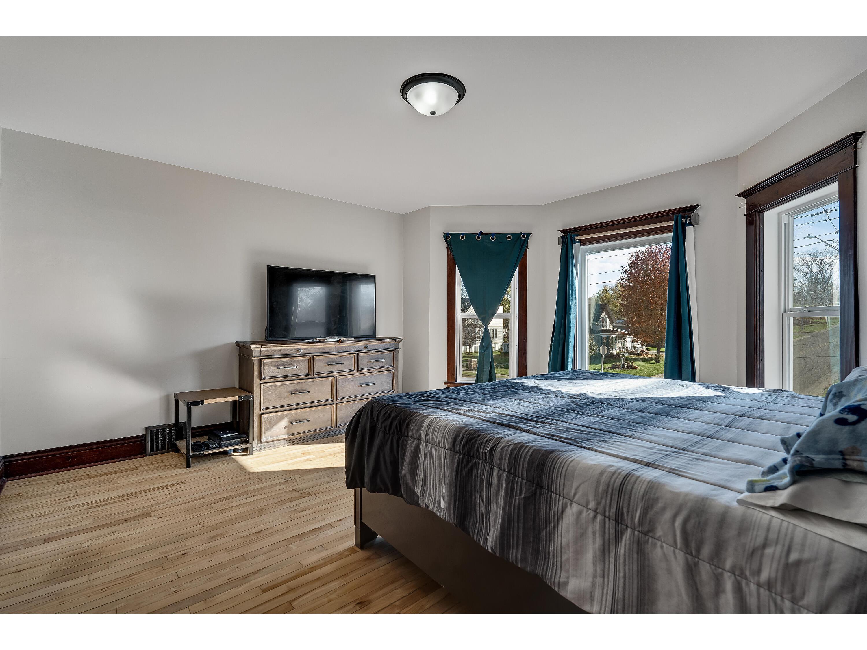 36015 Main Whitehall WI 54773 1960821 image17