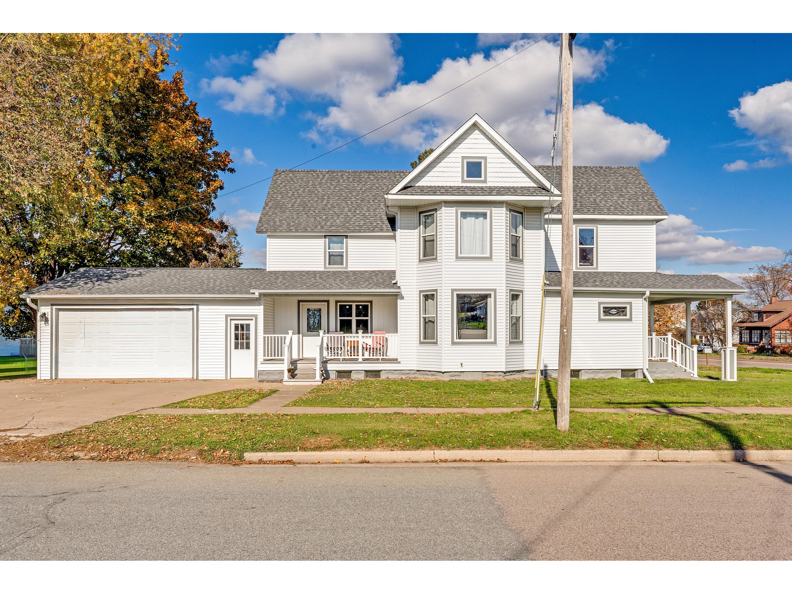 36015 Main Whitehall WI 54773 1960821 image26