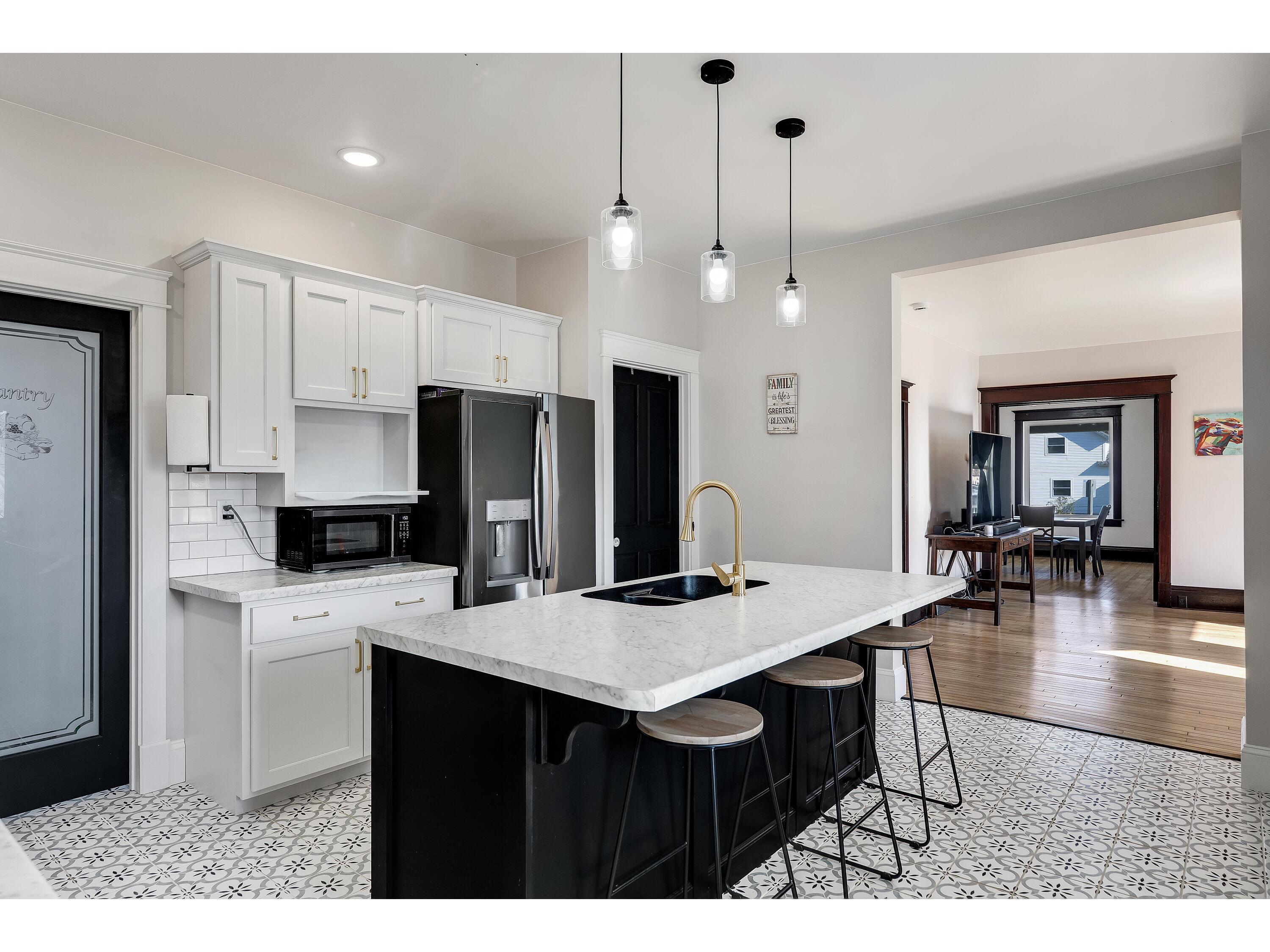 36015 Main Whitehall WI 54773 1960821 image9