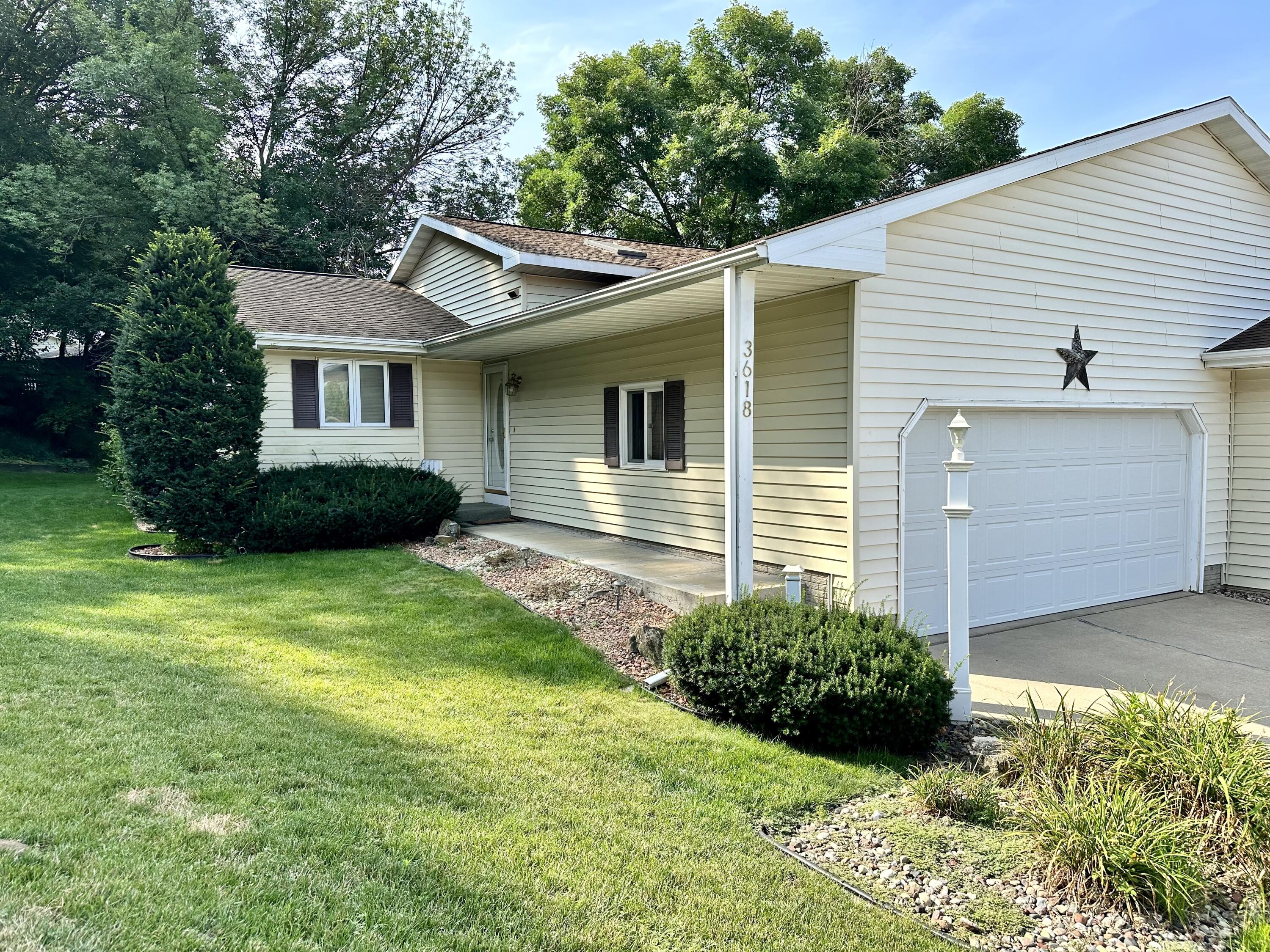 3618 Parkwood La Crosse WI 54601 1845487 image1