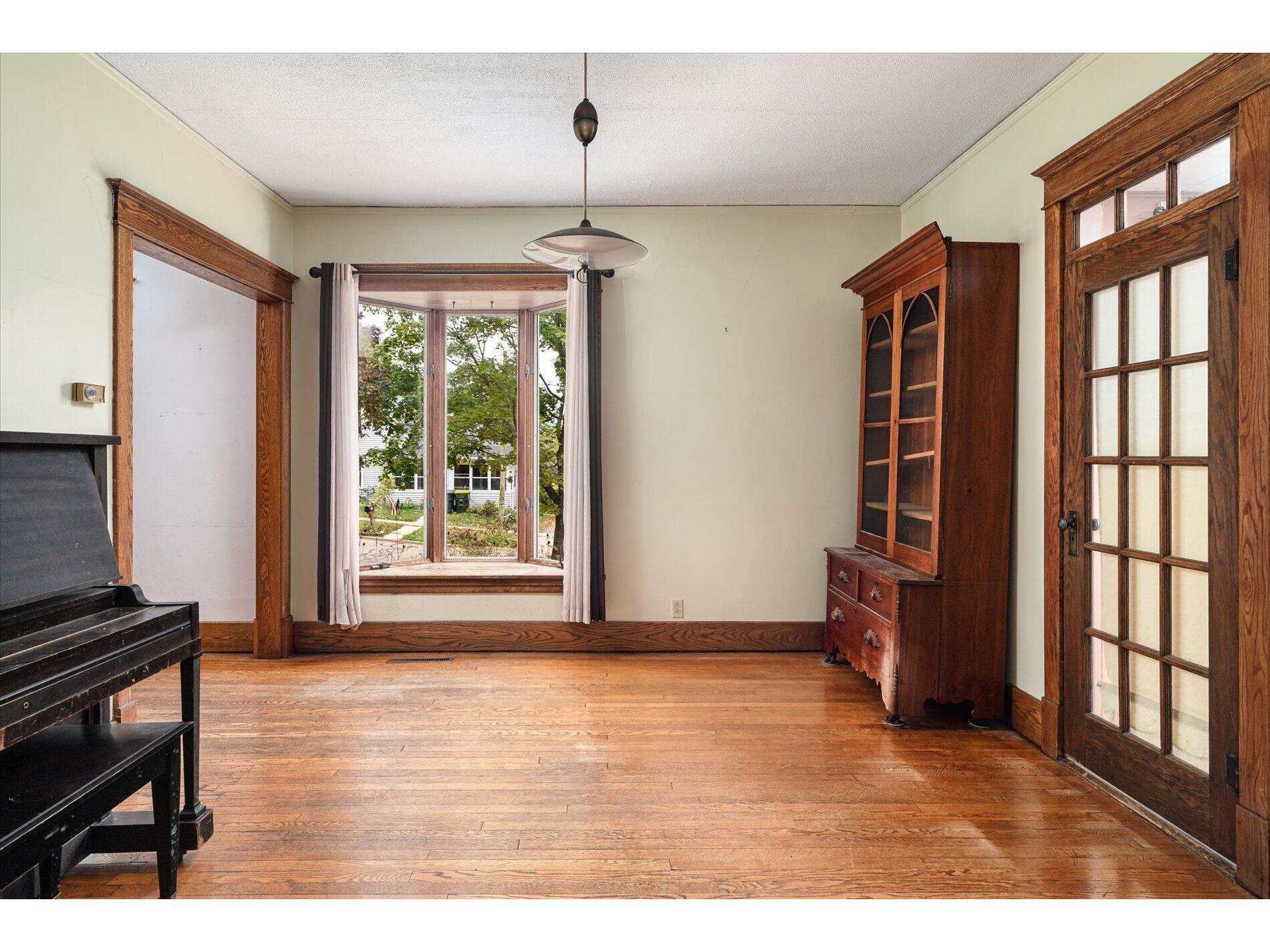 362 E Mill Richland Center WI 53581 1939810 image9