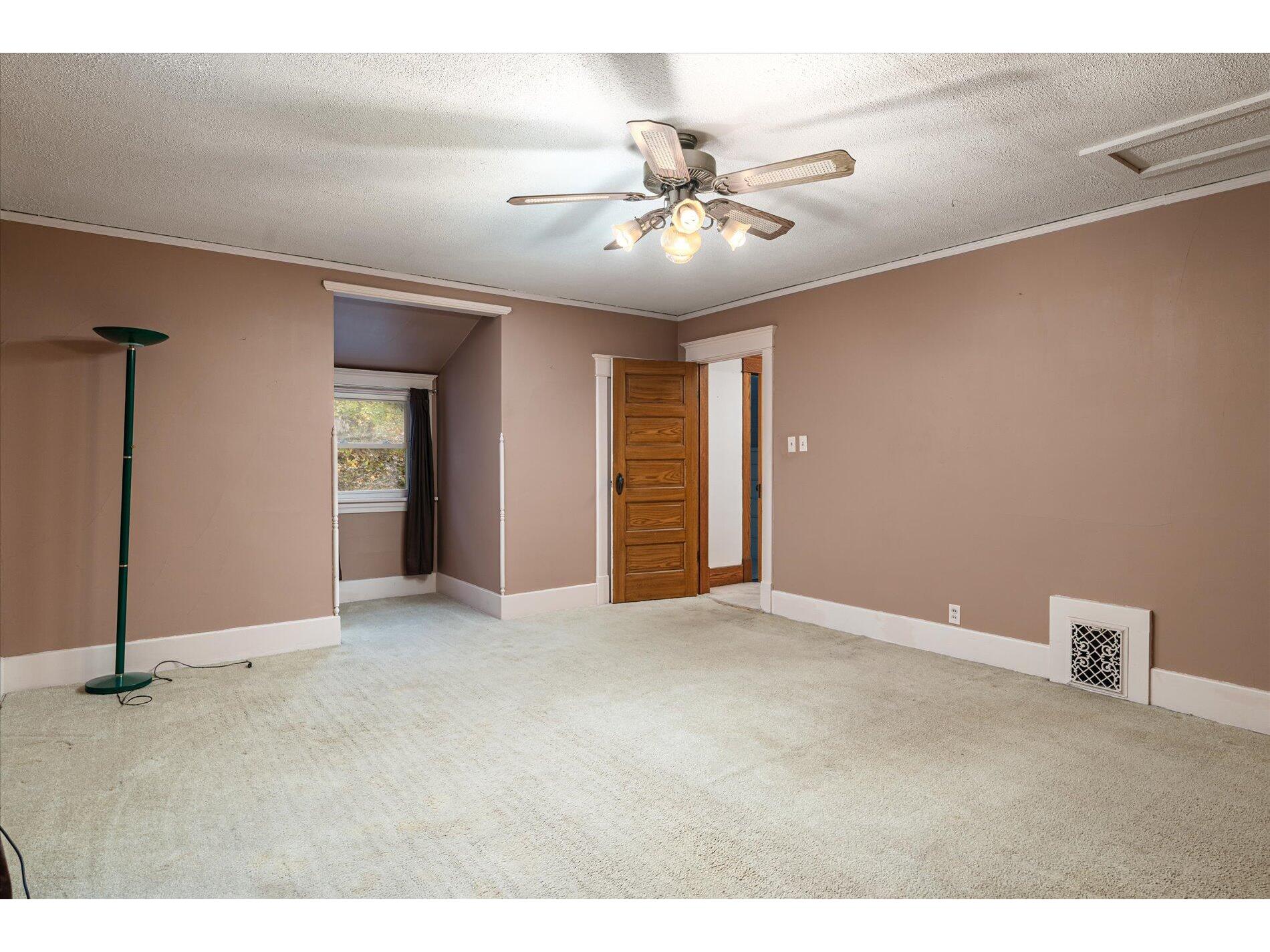 362 E Mill Richland Center WI 53581 1960587 image16