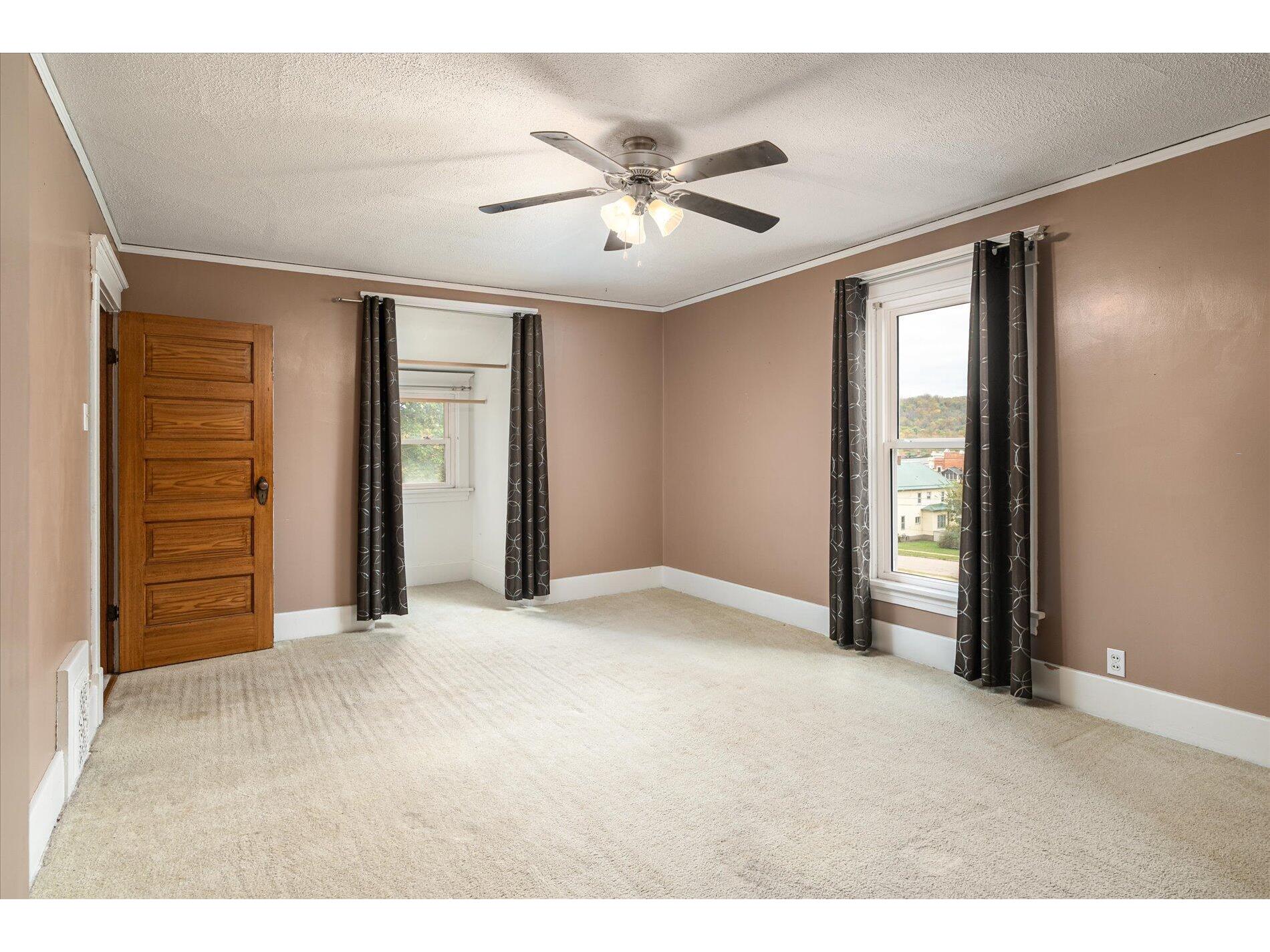 362 E Mill Richland Center WI 53581 1960587 image19