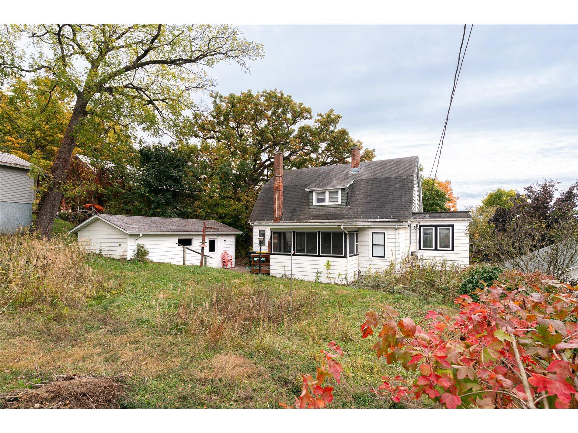 362 E Mill Richland Center WI 53581 1960587 image3