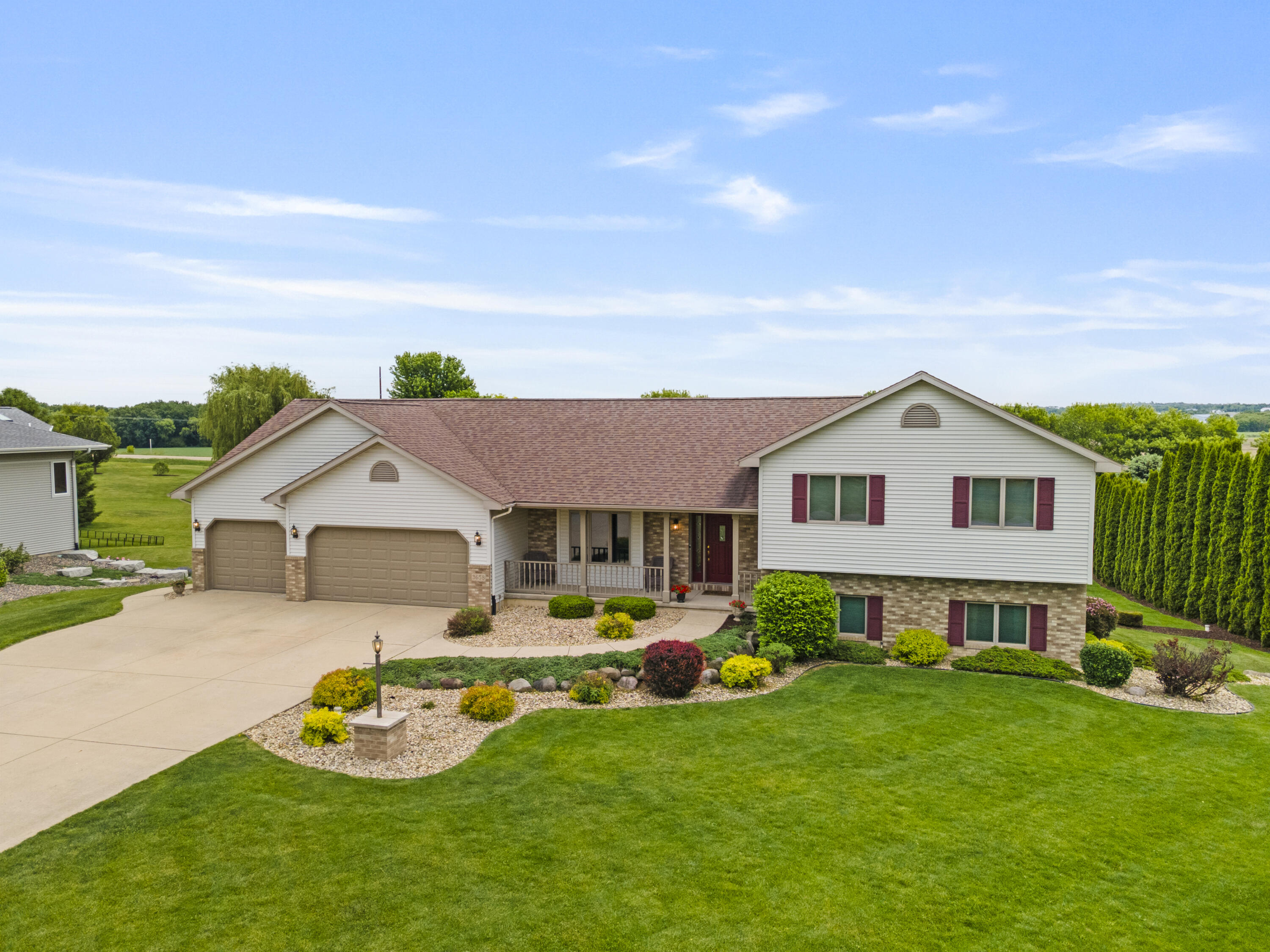 3658 Graham Paige Cottage Grove WI 53527 1964355 image2