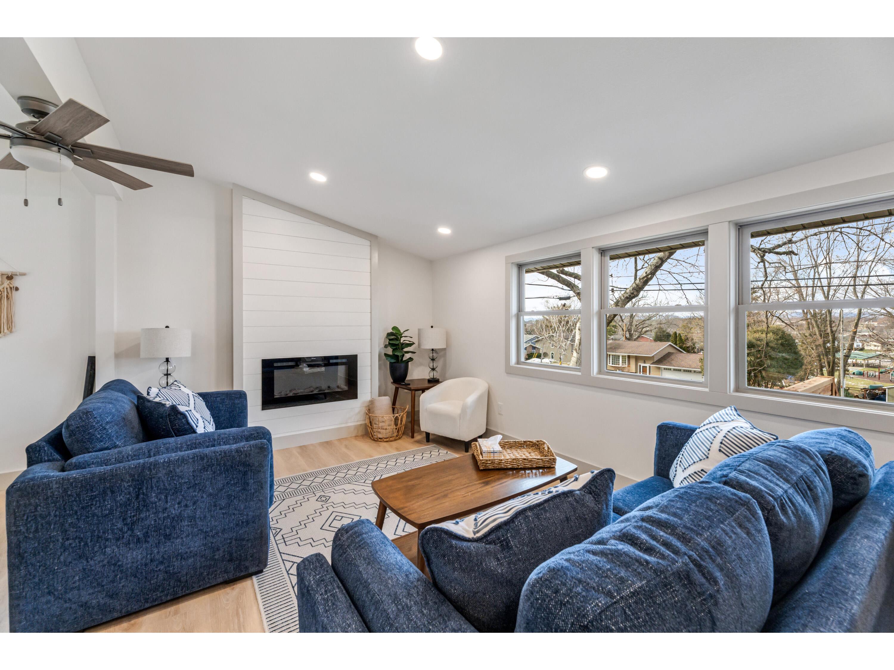 3731 Cliffside Shelby WI 54601 1950885 image2