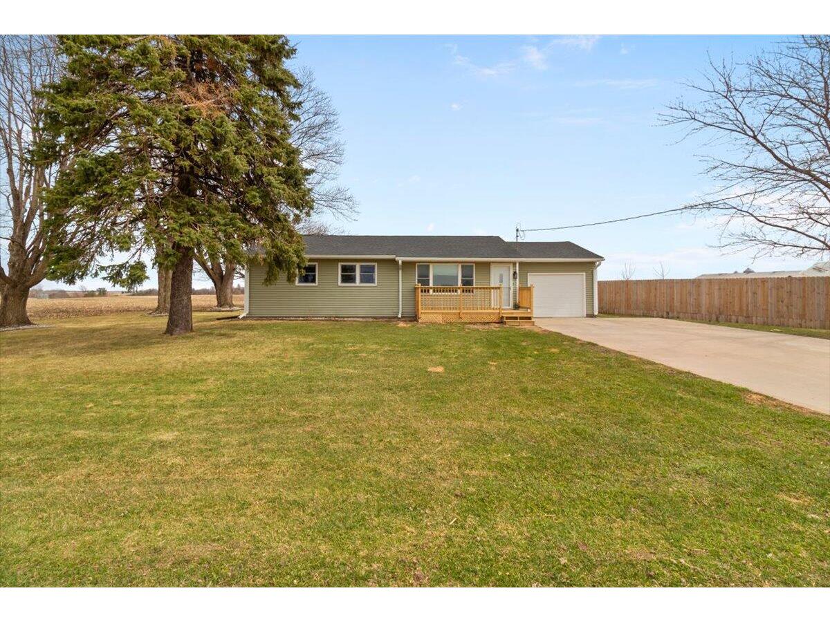 375 Black River Westby WI 54667 1956782 image1