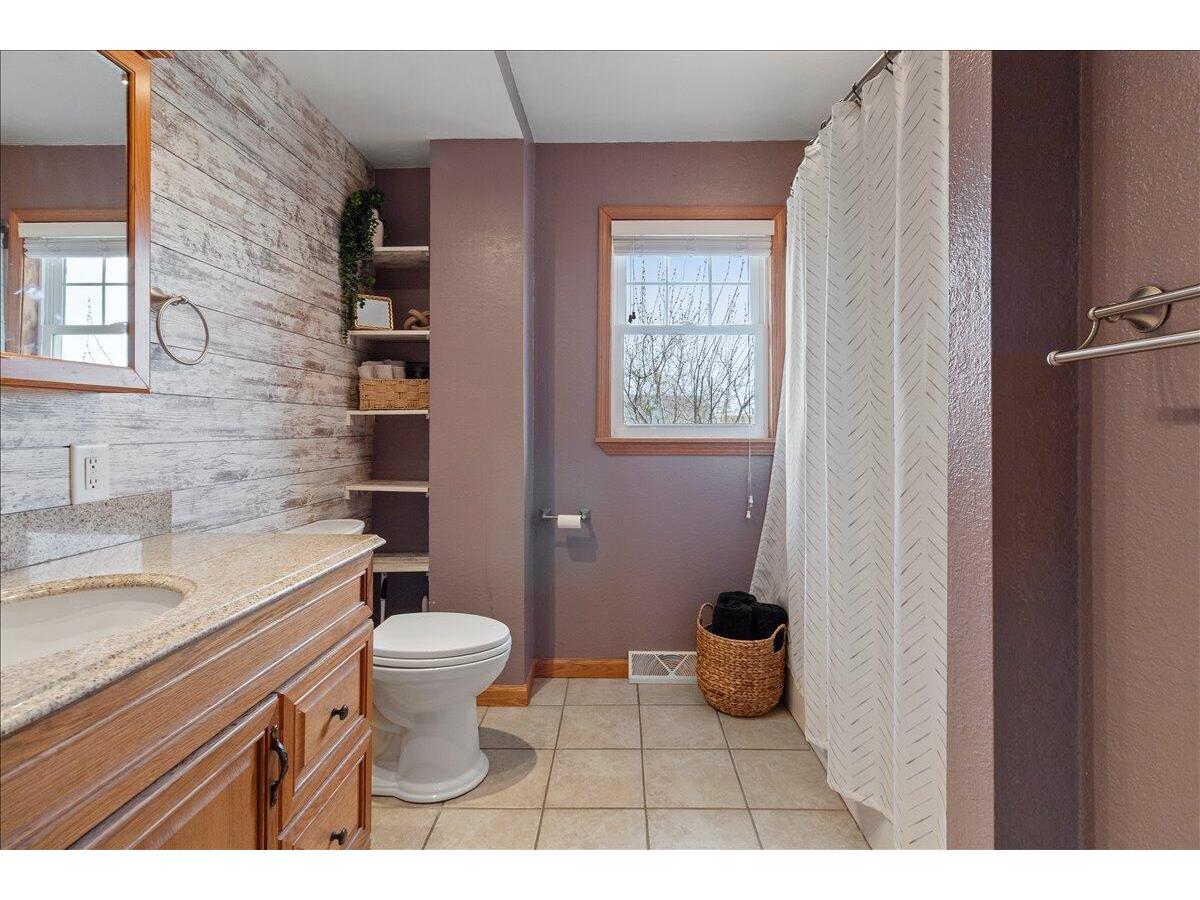 375 Black River Westby WI 54667 1956782 image15