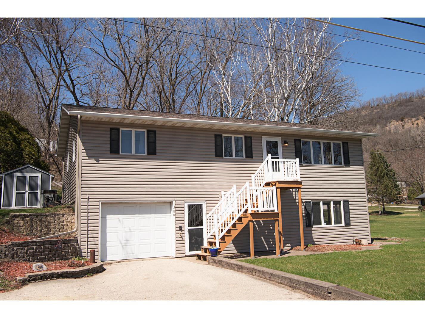 380 Burns Valley Rd W, Winona, MN, 55987 MLS 7256758 Edina Realty