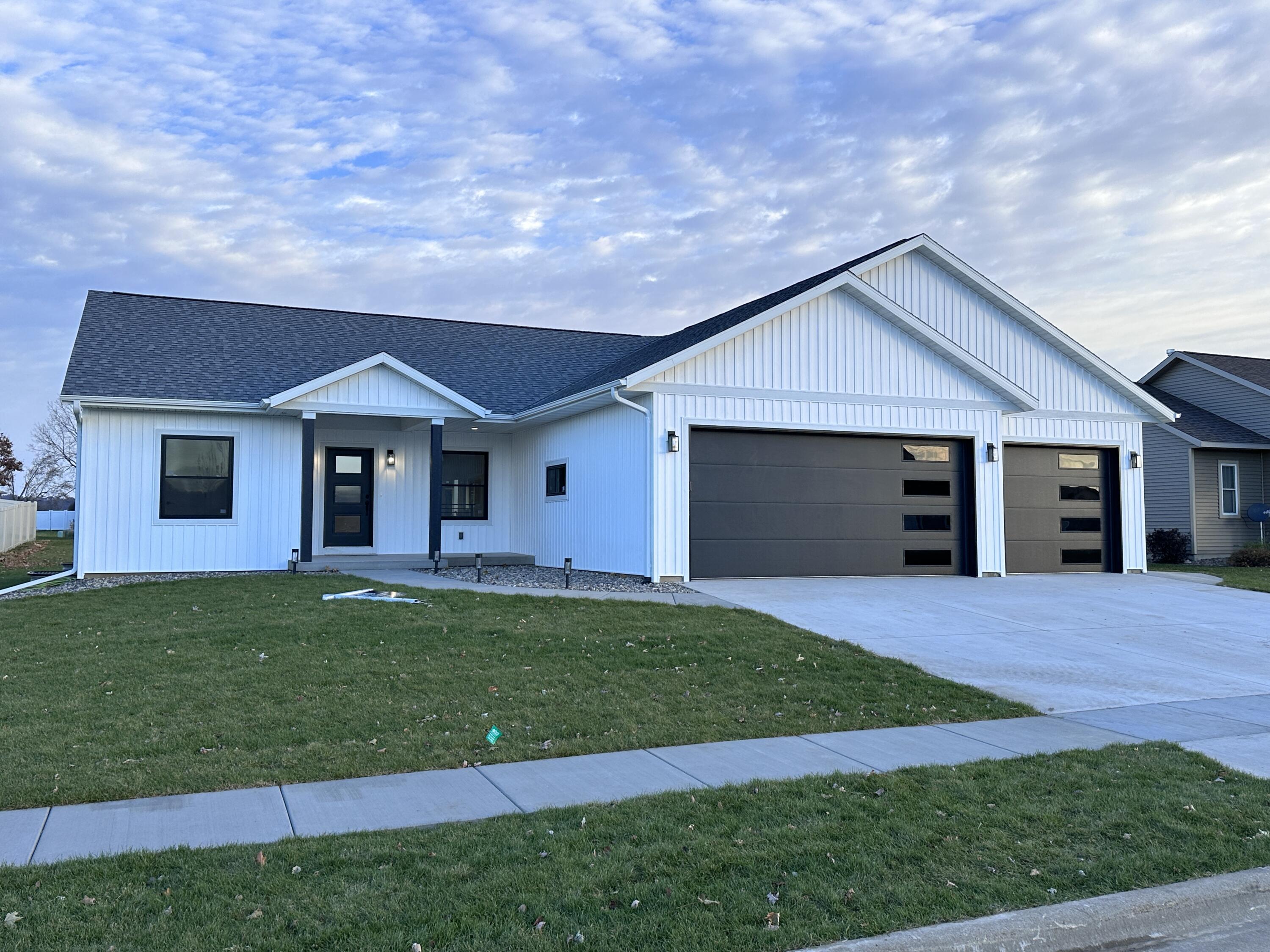 380 Lakewood West Salem WI 54669 1852656 image1