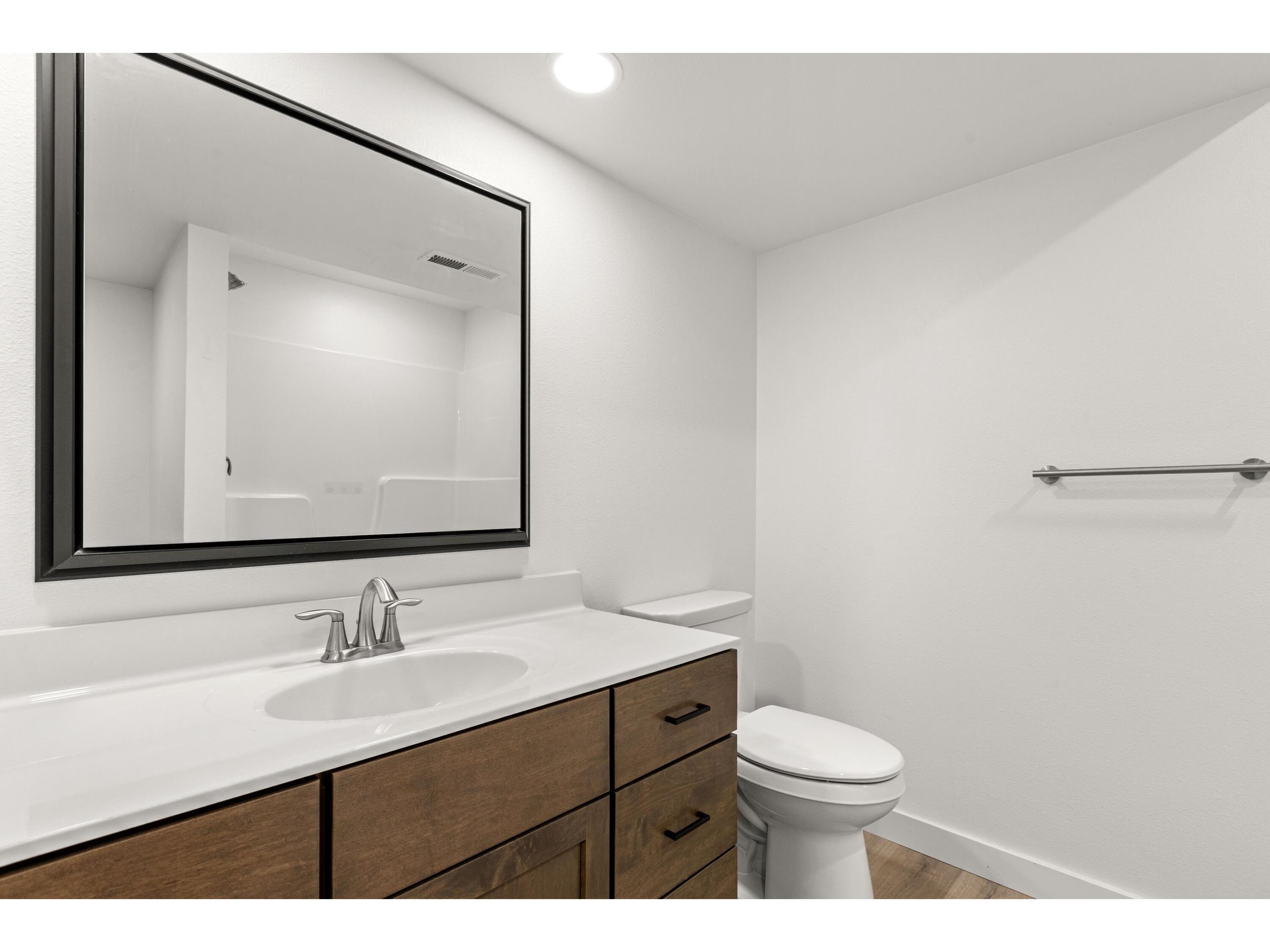 380 Lakewood West Salem WI 54669 1958713 image19