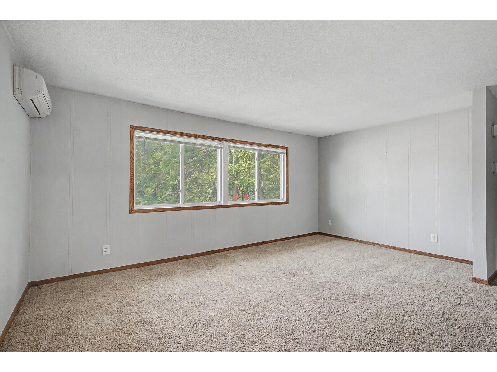 400 Derek #402 Holmen WI 54636 1965513 image7