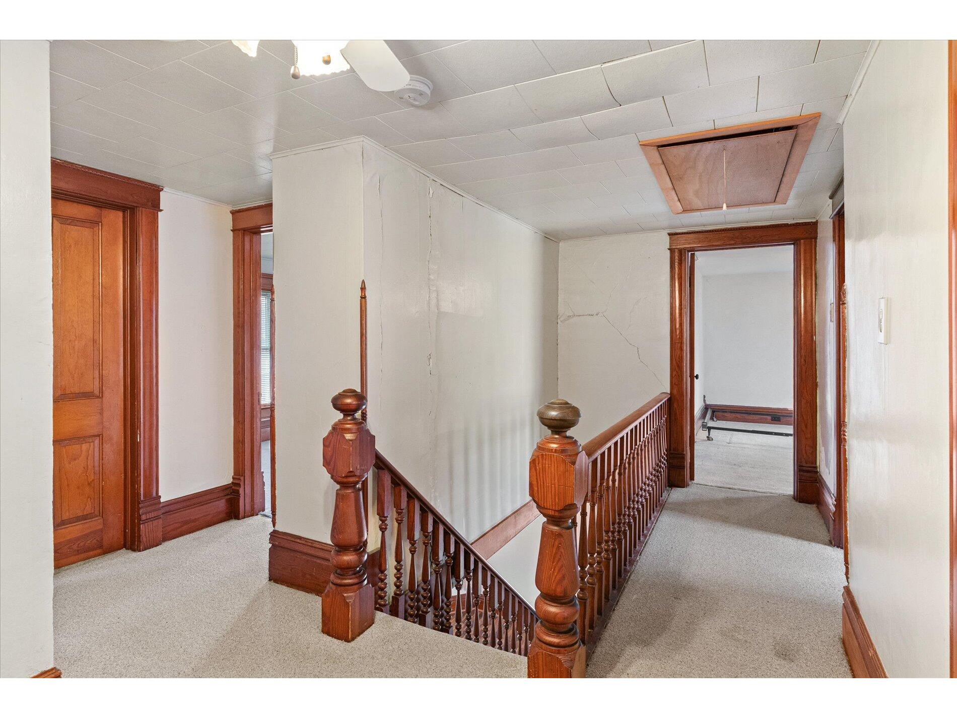 400 N Main Patch Grove WI 53817 1941899 image18