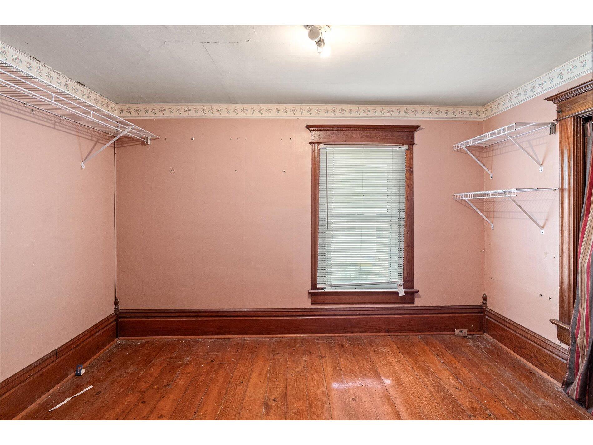 400 N Main Patch Grove WI 53817 1941899 image22