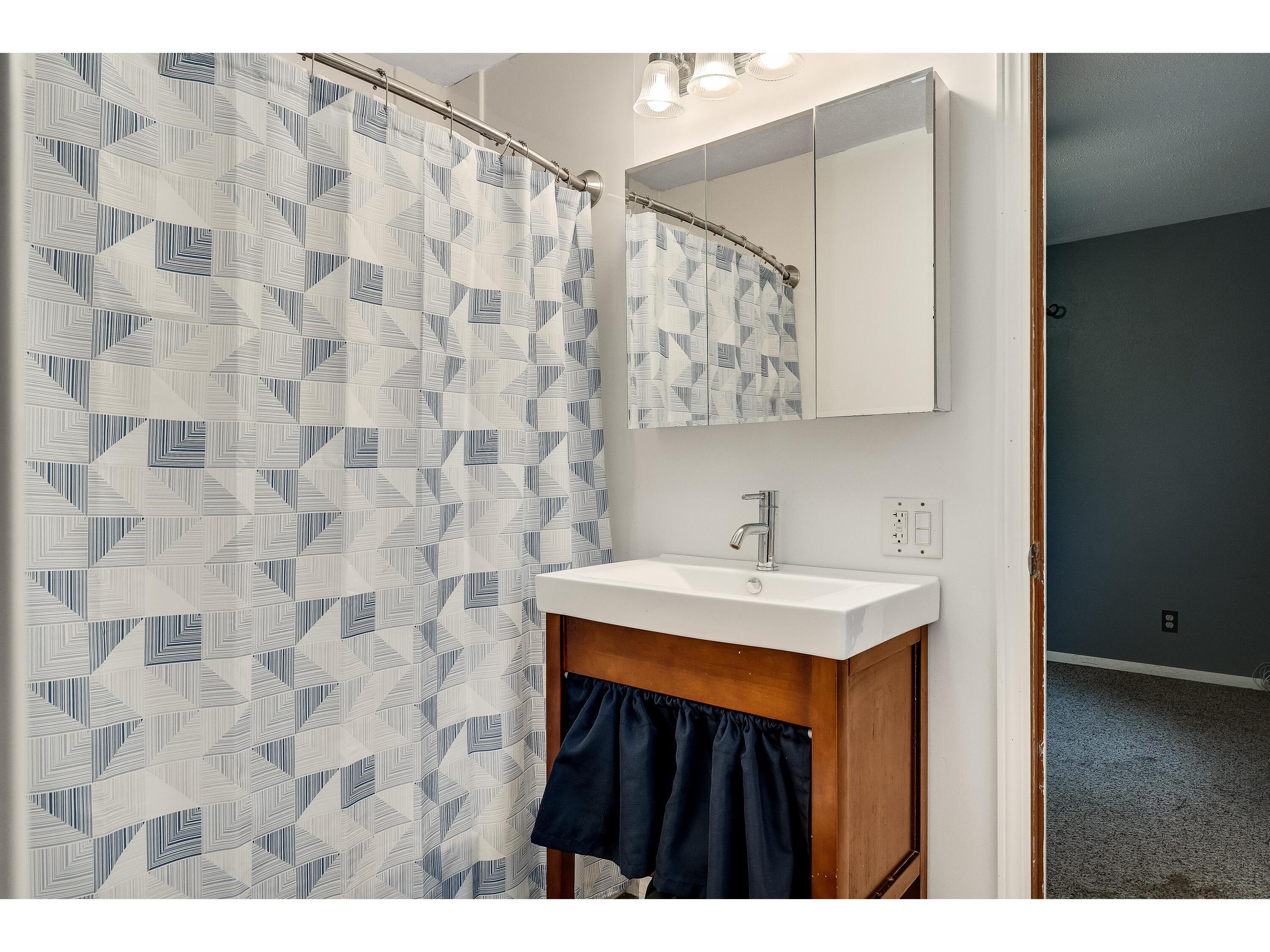 401 Central Coon Valley WI 54623 1944094 image17