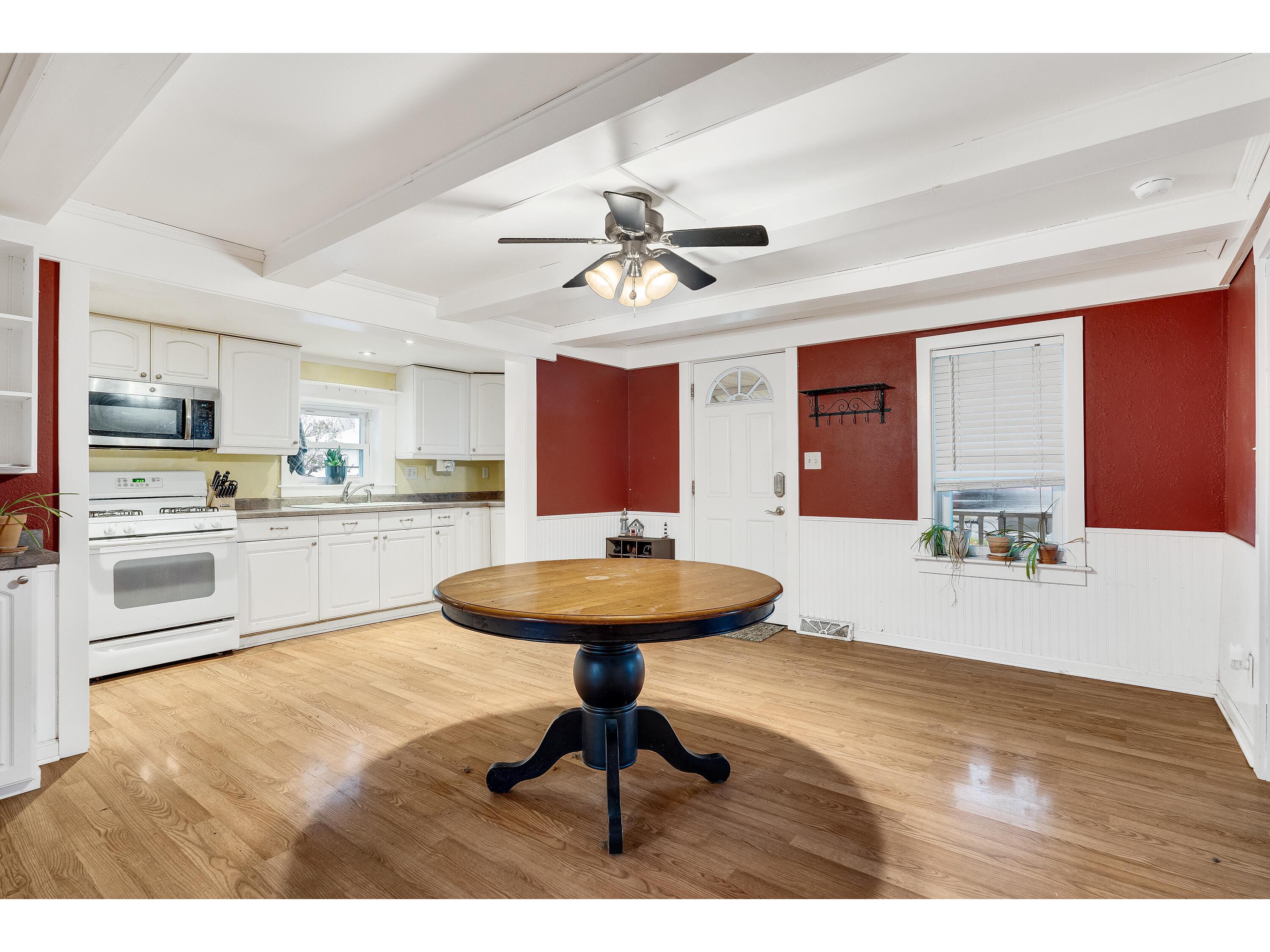 401 Central Coon Valley WI 54623 1944094 image8