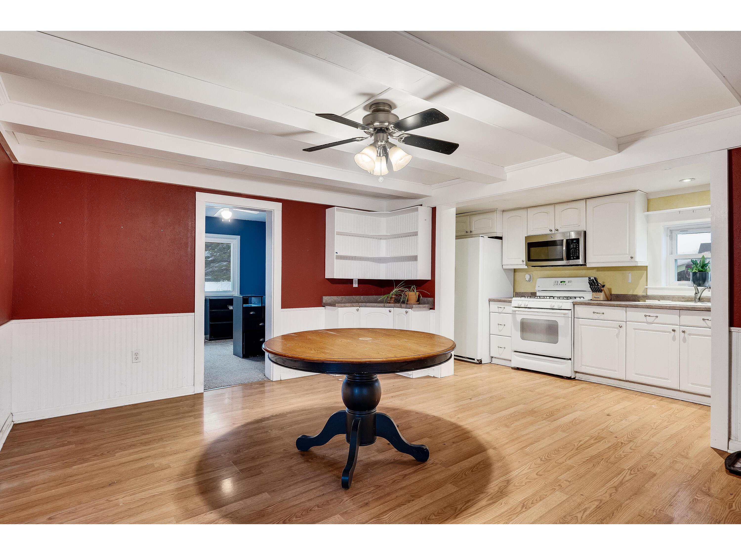 401 Central Coon Valley WI 54623 1944094 image9