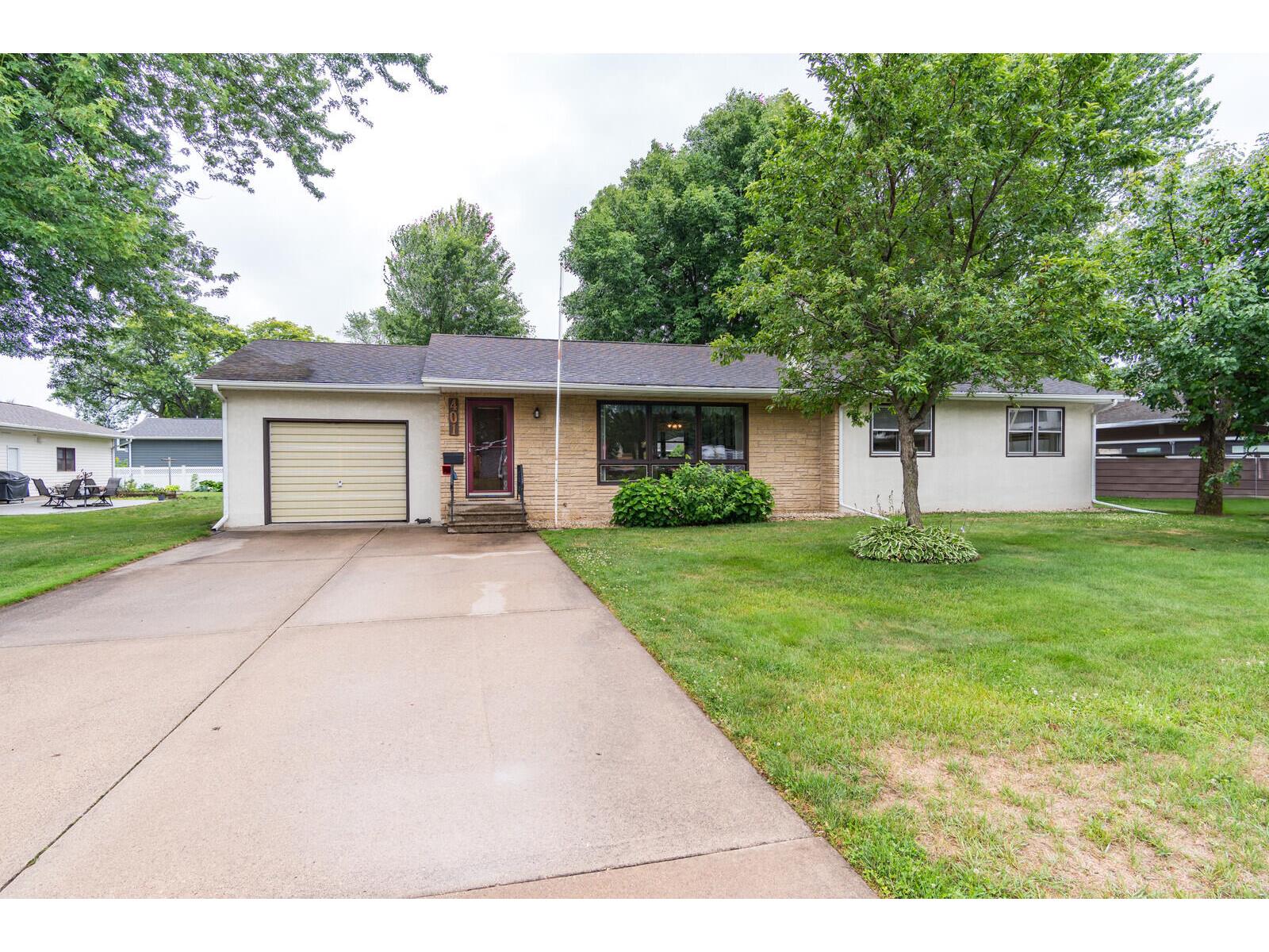 401 WINONA Campbell WI 54603 1842134 image1