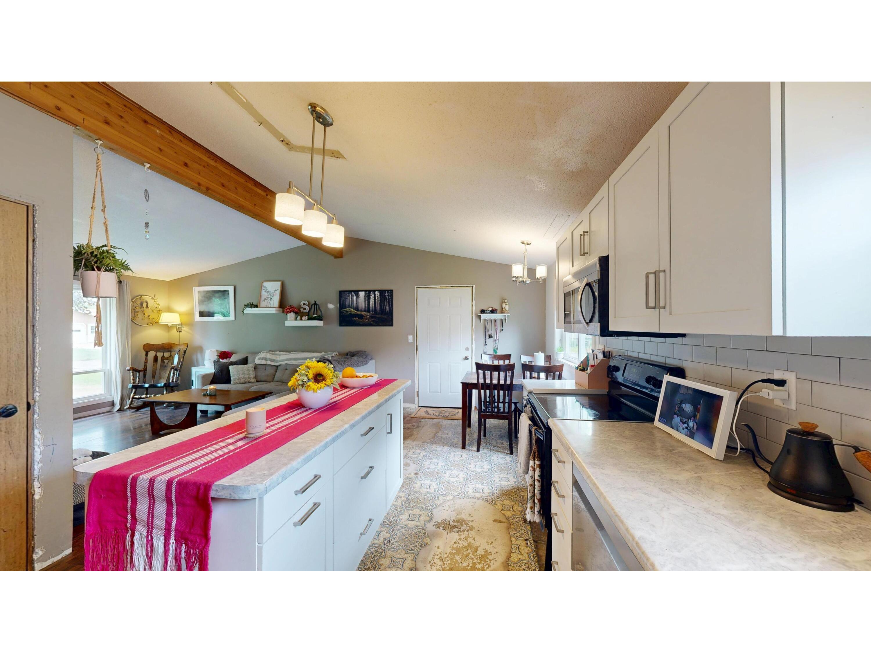 402 Cardinal Rockland WI 54653 1967007 image10