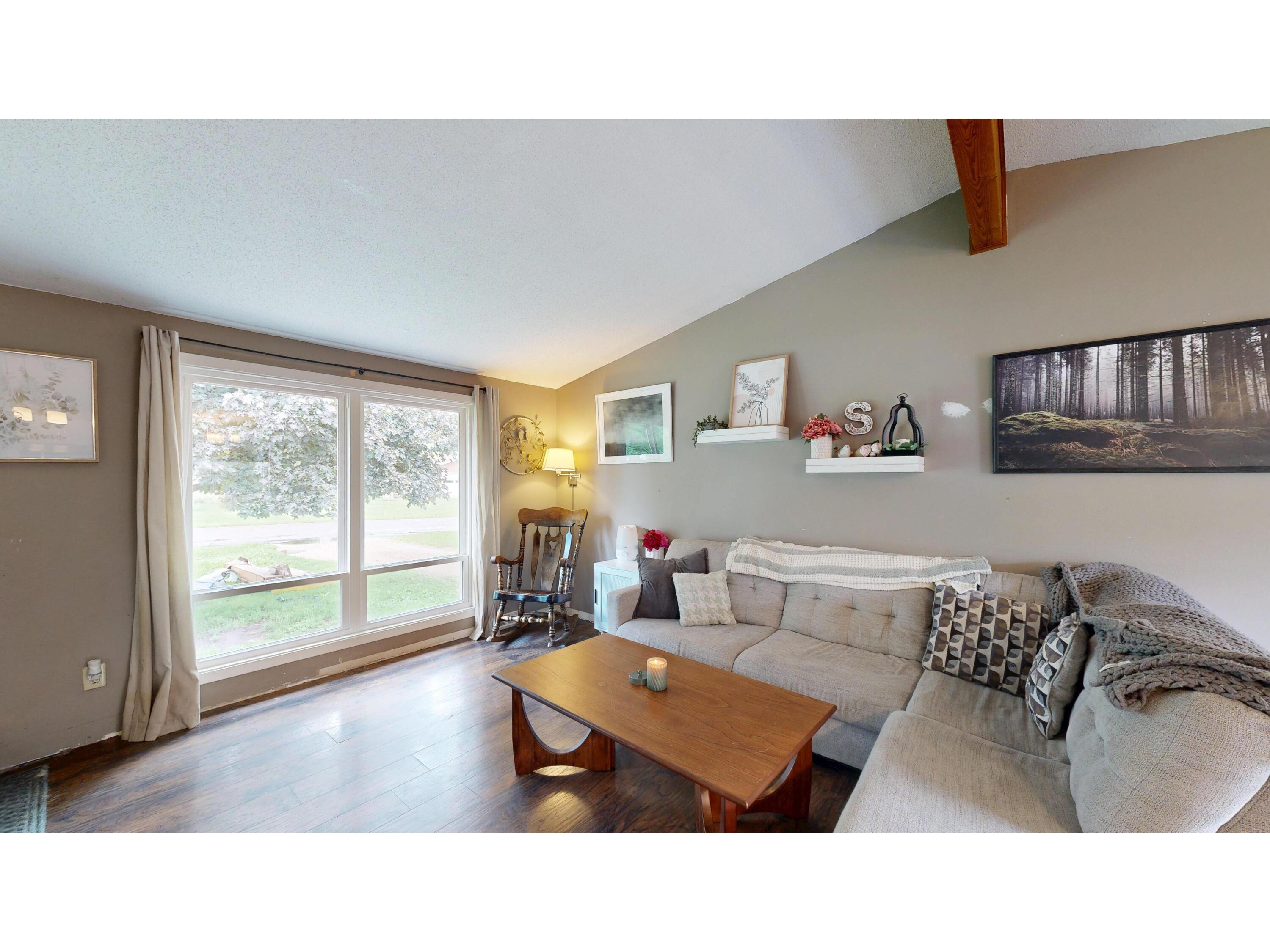 402 Cardinal Rockland WI 54653 1967007 image4