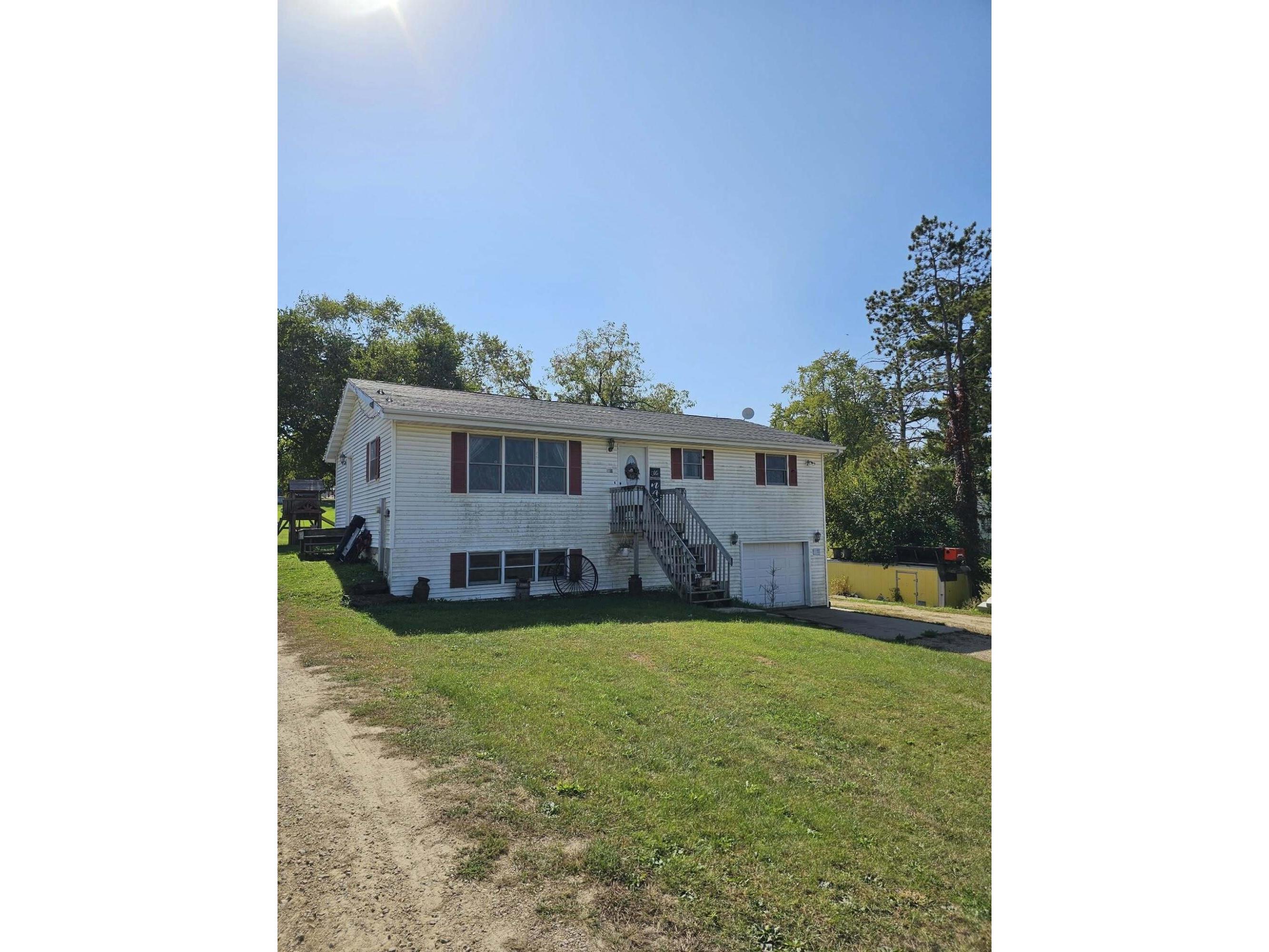 4031 Lathrop Liberty WI 53825 1938564 image1