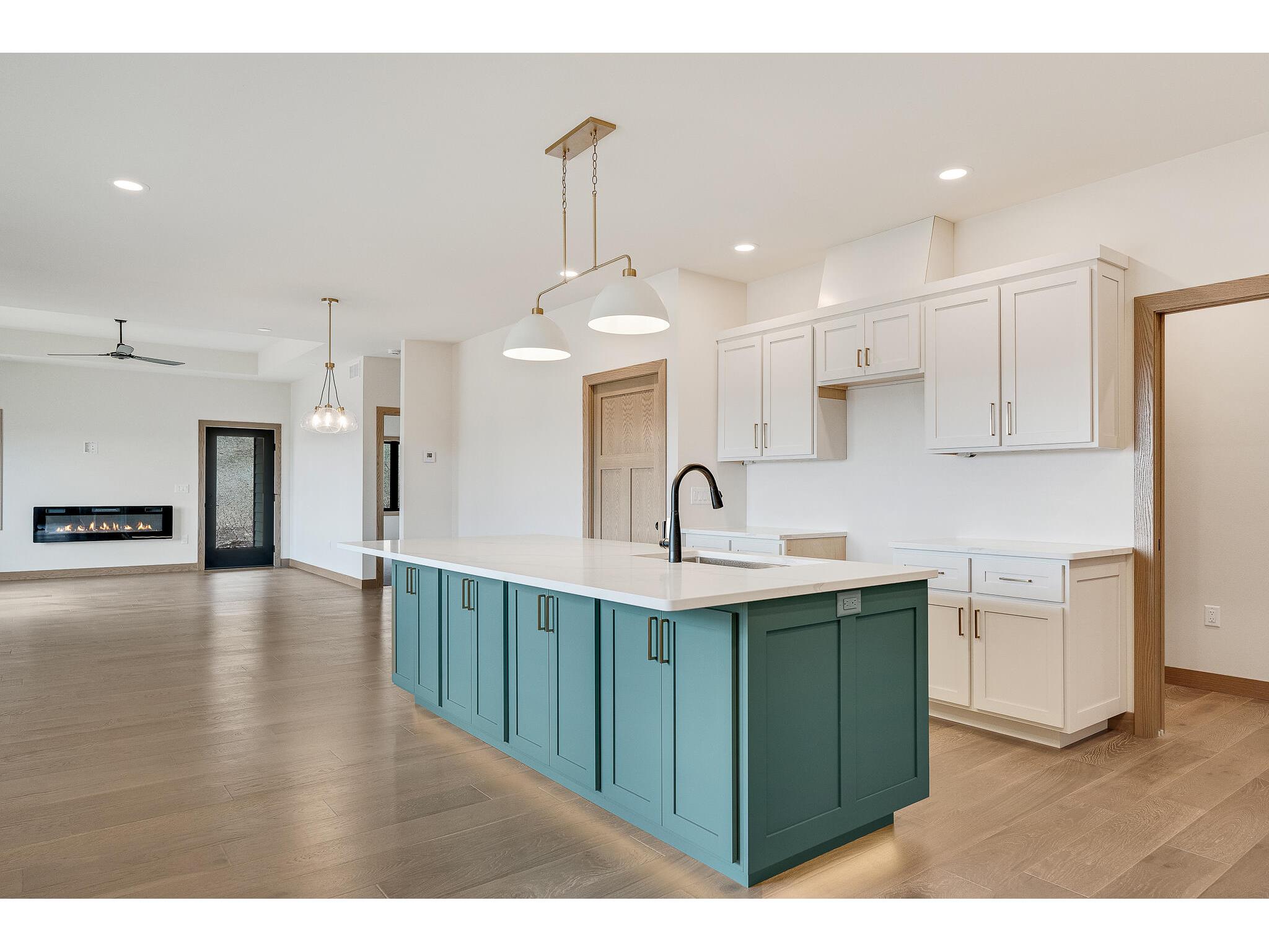 4041 Brooke Elizabeth Onalaska WI 54650 1959367 image7
