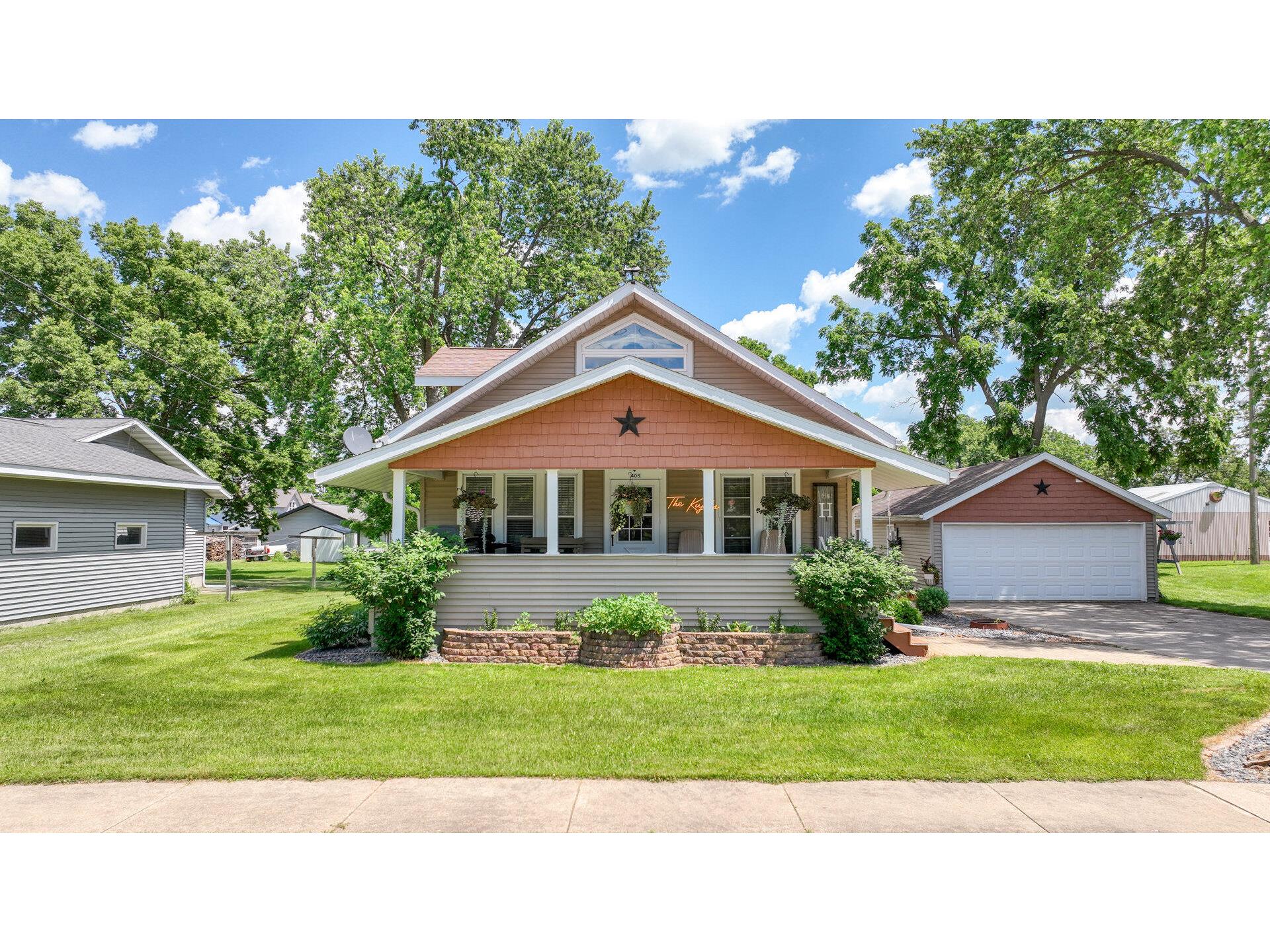 405 S Urberg Blair WI 54616 1925464 image1