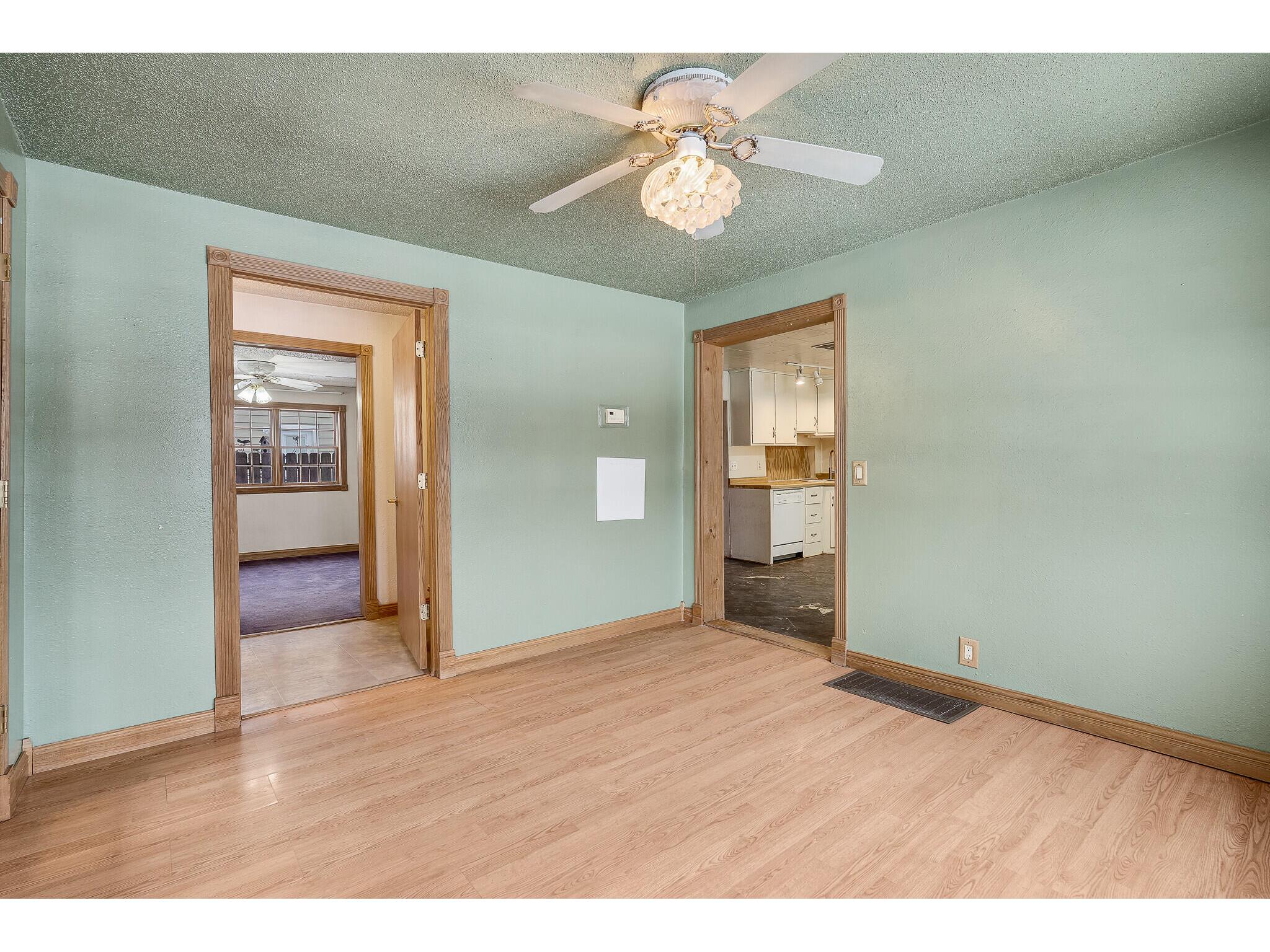 405 West Mauston WI 53948 1951717 image7